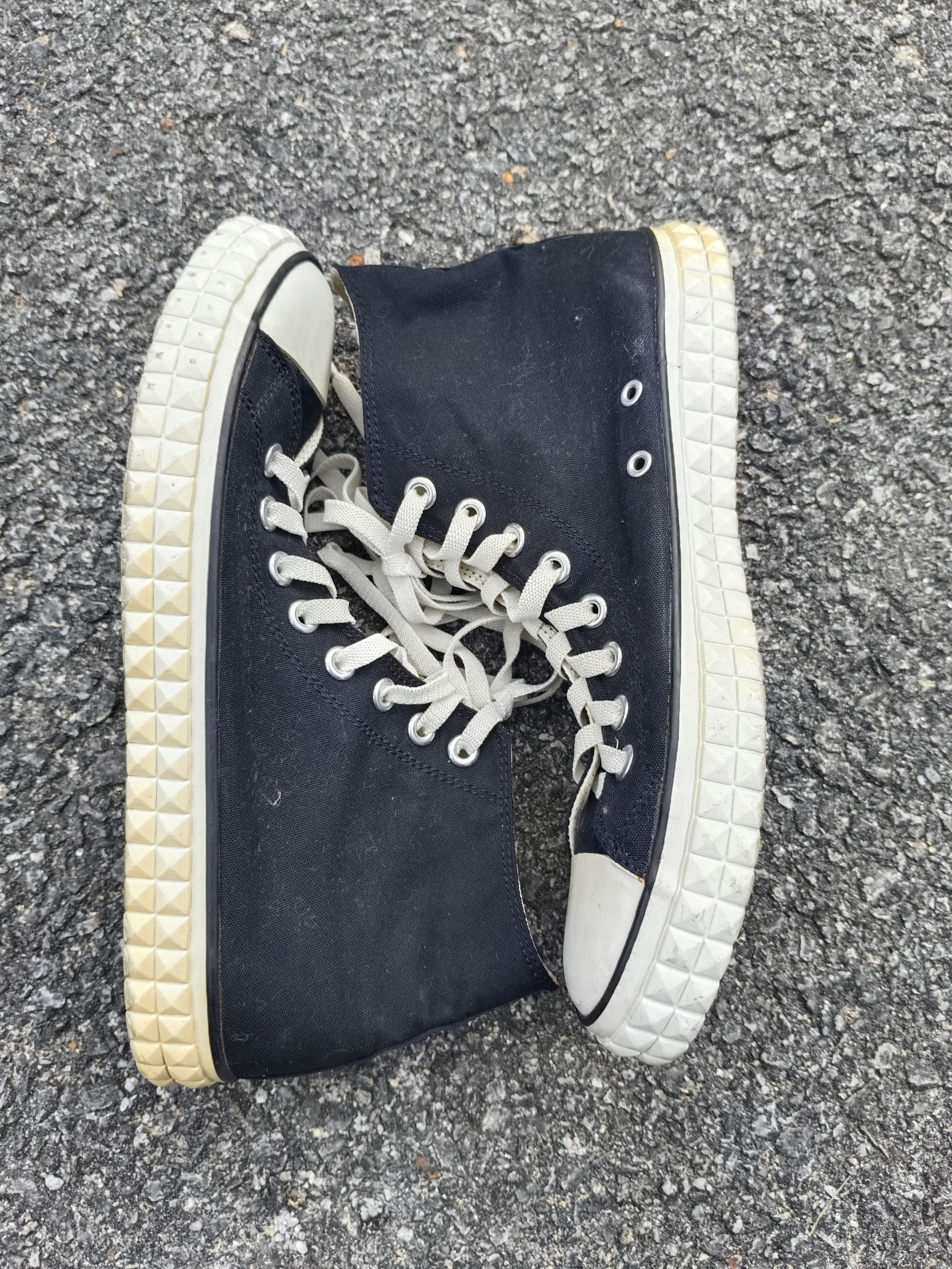 Moonstar MOONSTAR BLACK Size US 9 / EU 42 - 4 Thumbnail