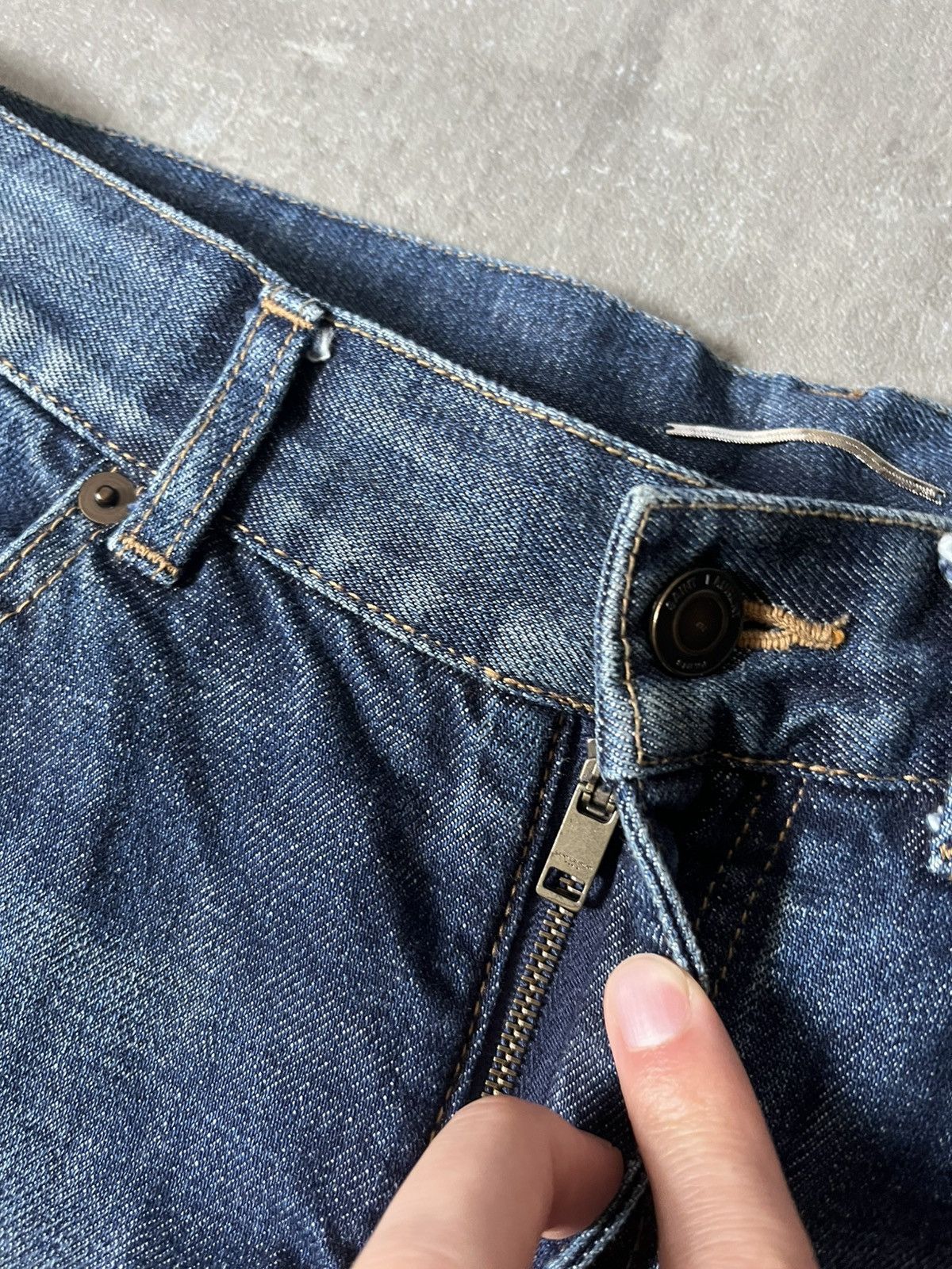 Saint Laurent Paris Saint Laurent A/W 18 washed distressed jeans Size US 30 / EU 46 - 8 Thumbnail