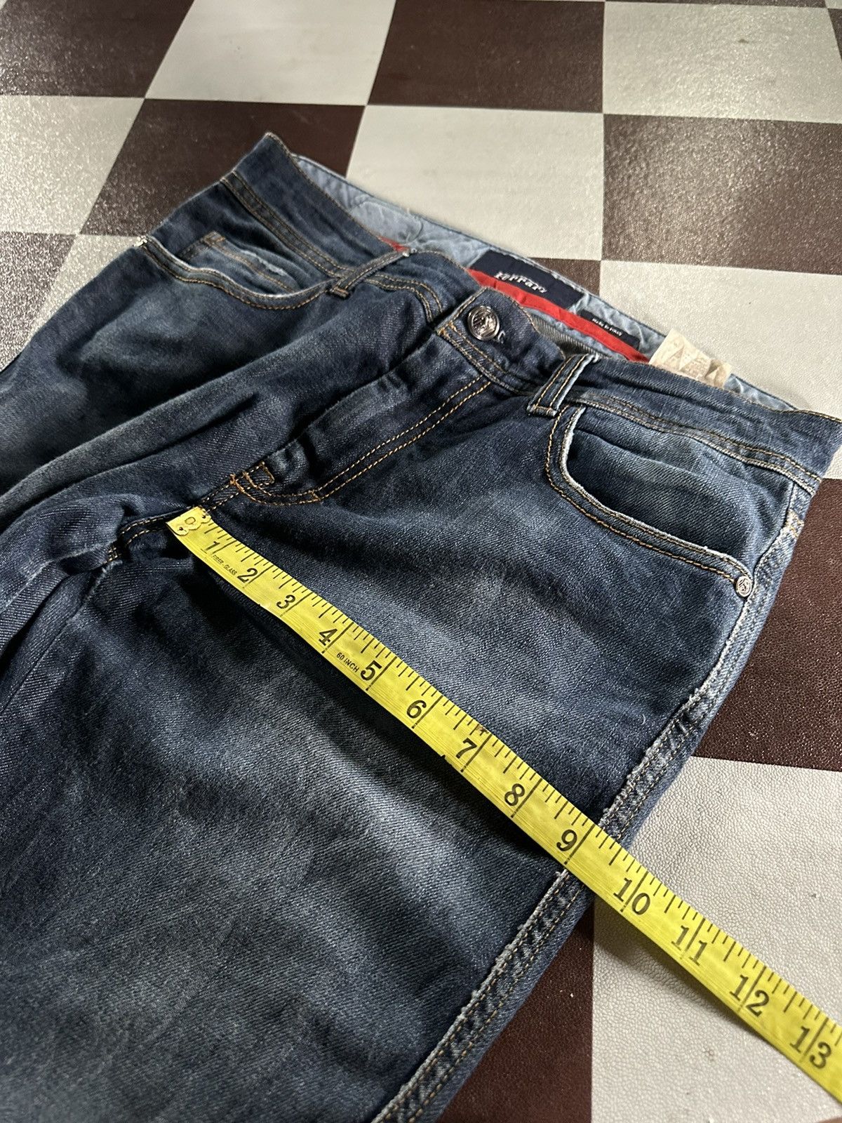 Ferrari Ferari denim jeans Size US 30 / EU 46 - 19 Thumbnail