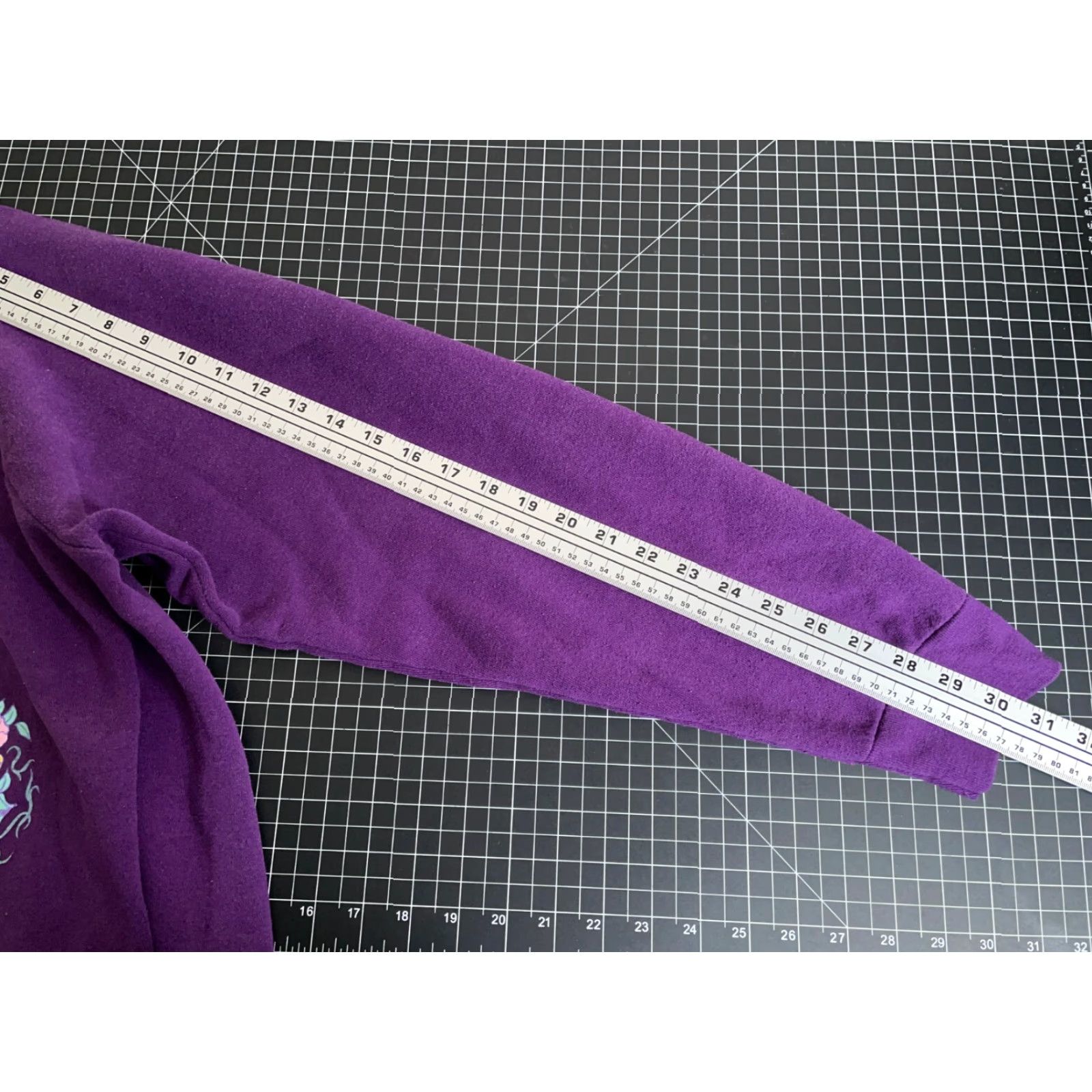 Fruit Of The Loom VINTAGE Fruit of the Loom 90s Unicorn Sweatshirt Raglan Sleeve Crew Neck XL Purple Adult Womens Size XL / US 12-14 / IT 48-50 - 7 Thumbnail