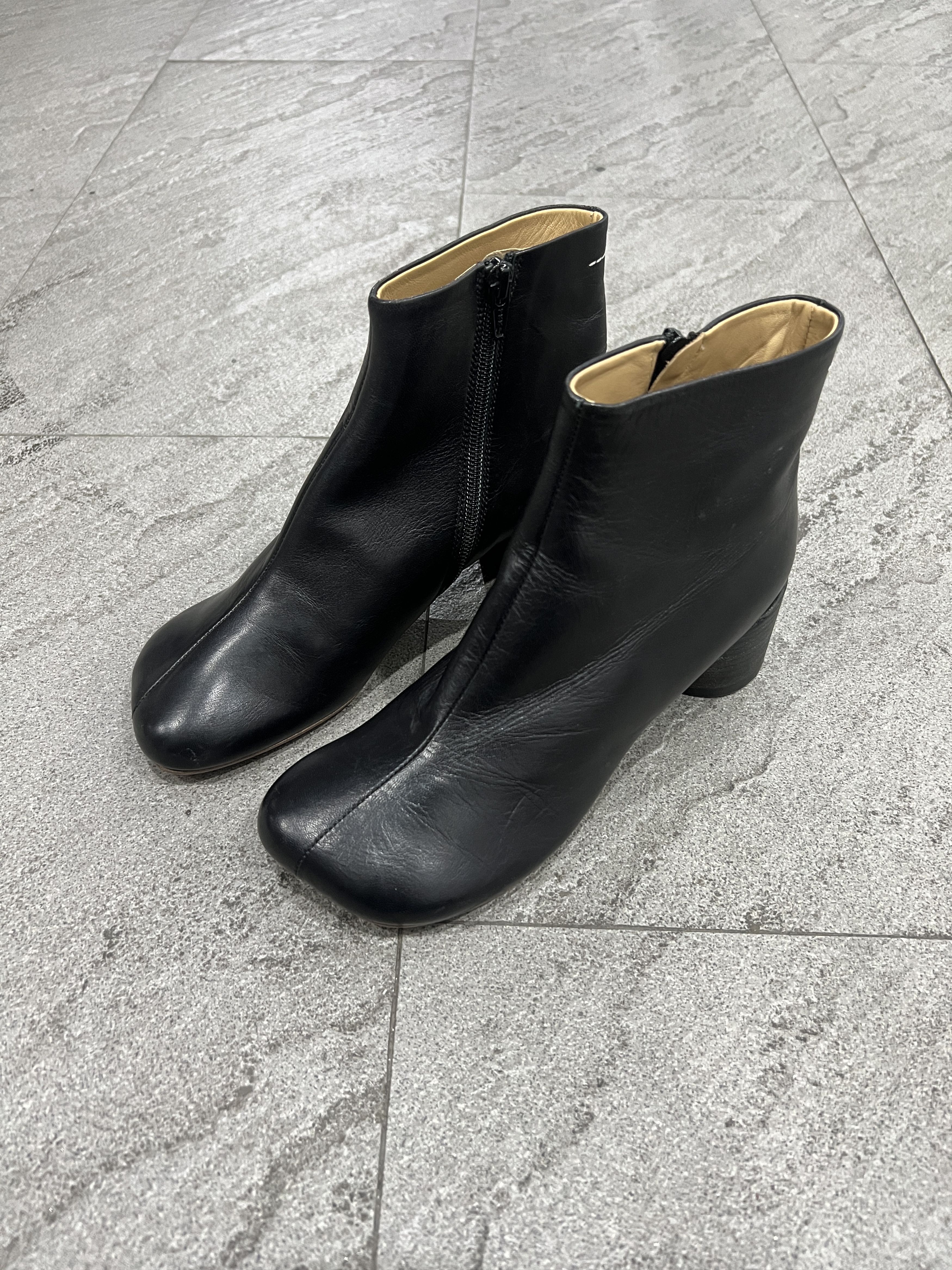 Maison Margiela MM6 Maison Margiela Black Leather Ankle Boot Heel EU37 Size US 7 / IT 37 - 1 Thumbnail