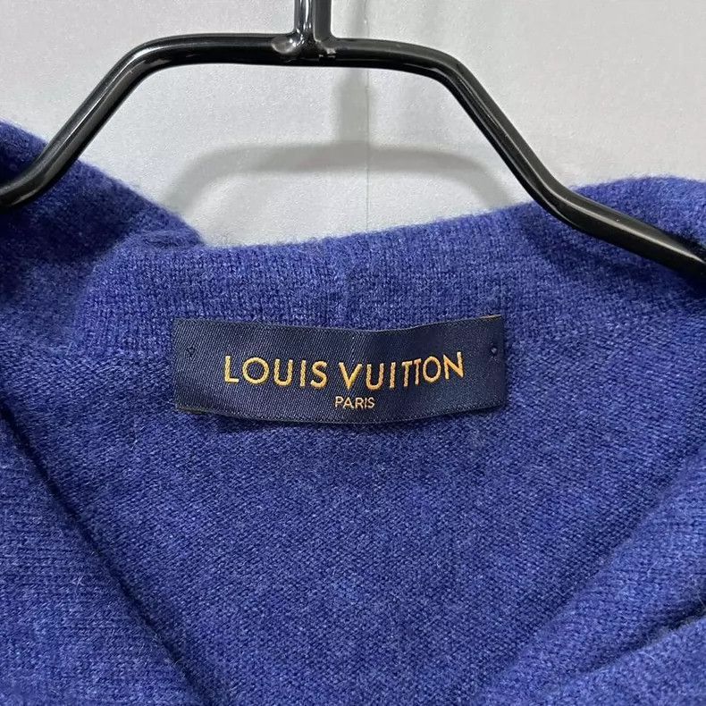 Louis Vuitton Embroidered Logo Cashmere Zip Jacket-2506 Size US S / EU 44-46 / 1 - 4 Thumbnail