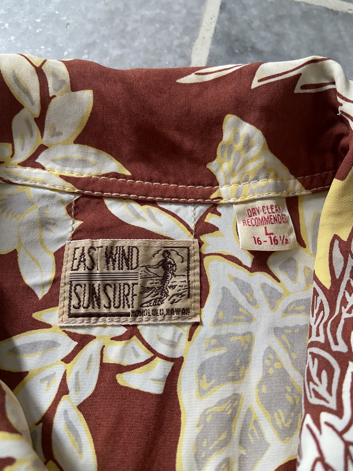 Toyo Enterprises Vintage Sun Surf Hawaiian Japan Rayon Crape Button Up Shirt Size US L / EU 52-54 / 3 - 3 Thumbnail