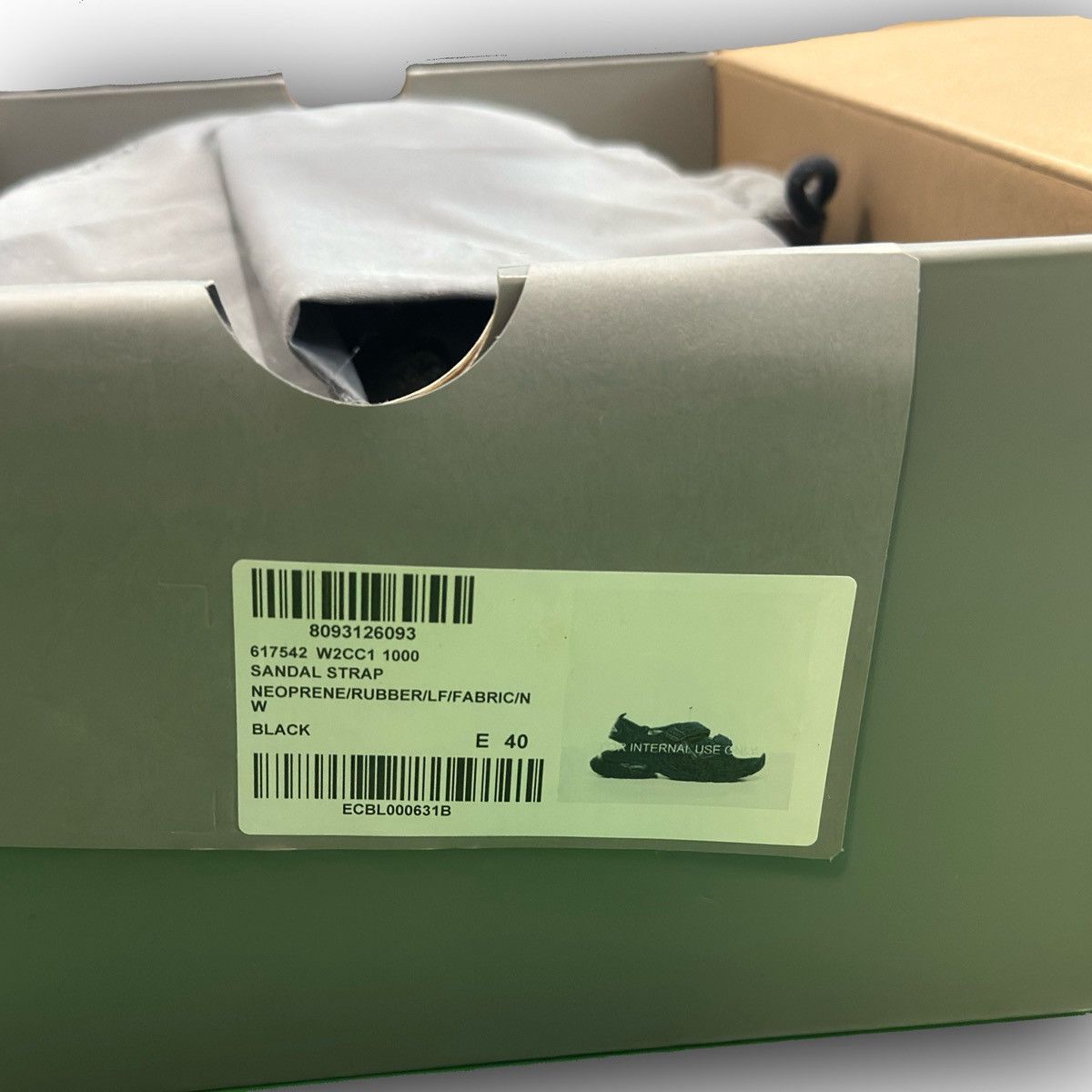 Balenciaga Balenciaga Black Strap Sandals Size US 7 / EU 40 - 11 Thumbnail