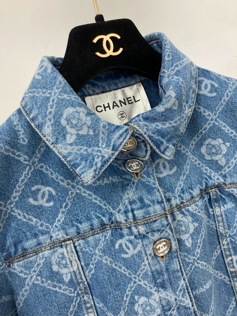 Chanel Chanel 23A blue camellia dark pattern lapel pleated denim Size XS / US 0-2 / IT 36-38 - 3 Thumbnail