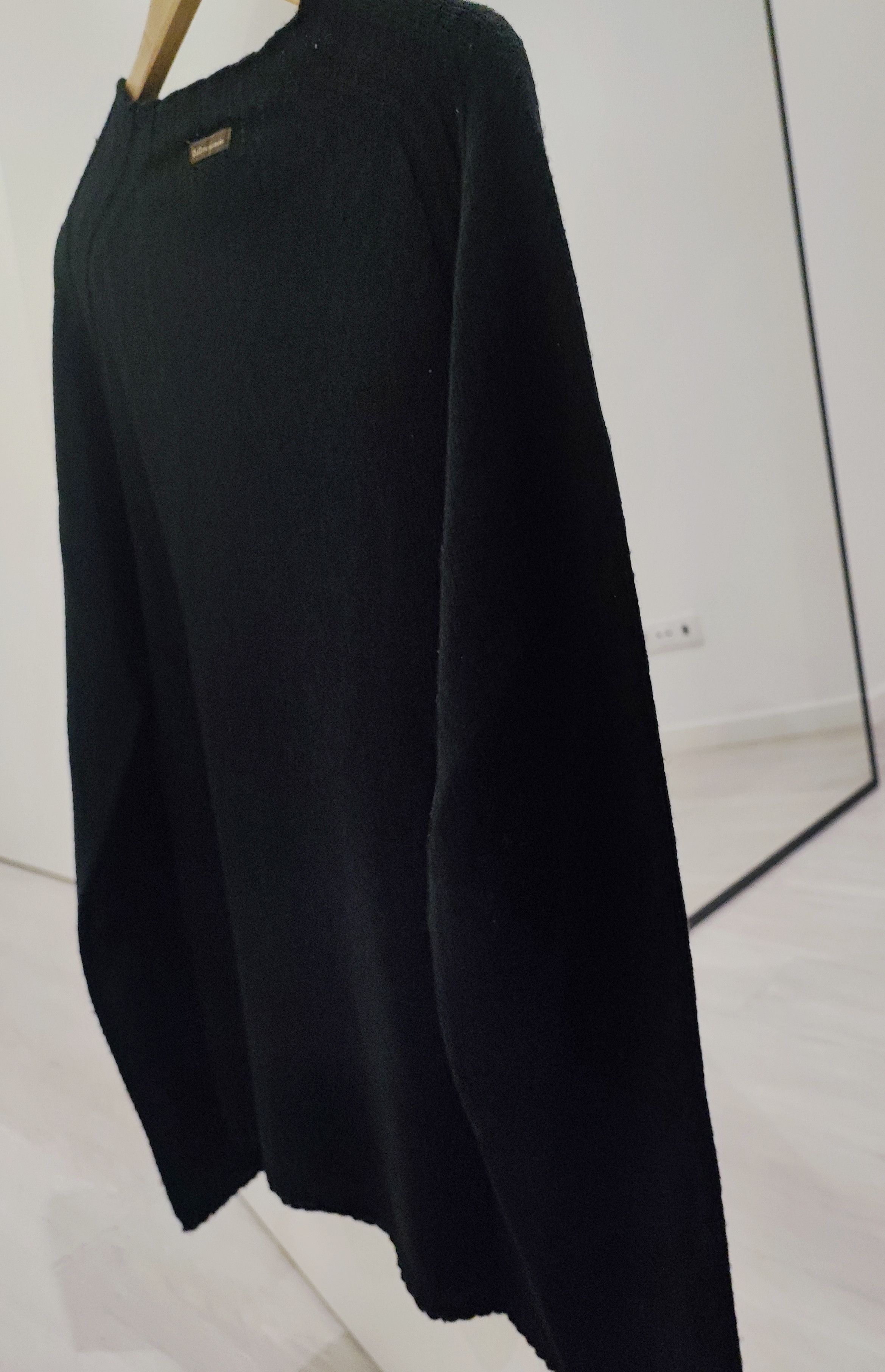 Dolce & Gabbana wool Black knit - size 48 Size US M / EU 48-50 / 2 - 1 Thumbnail