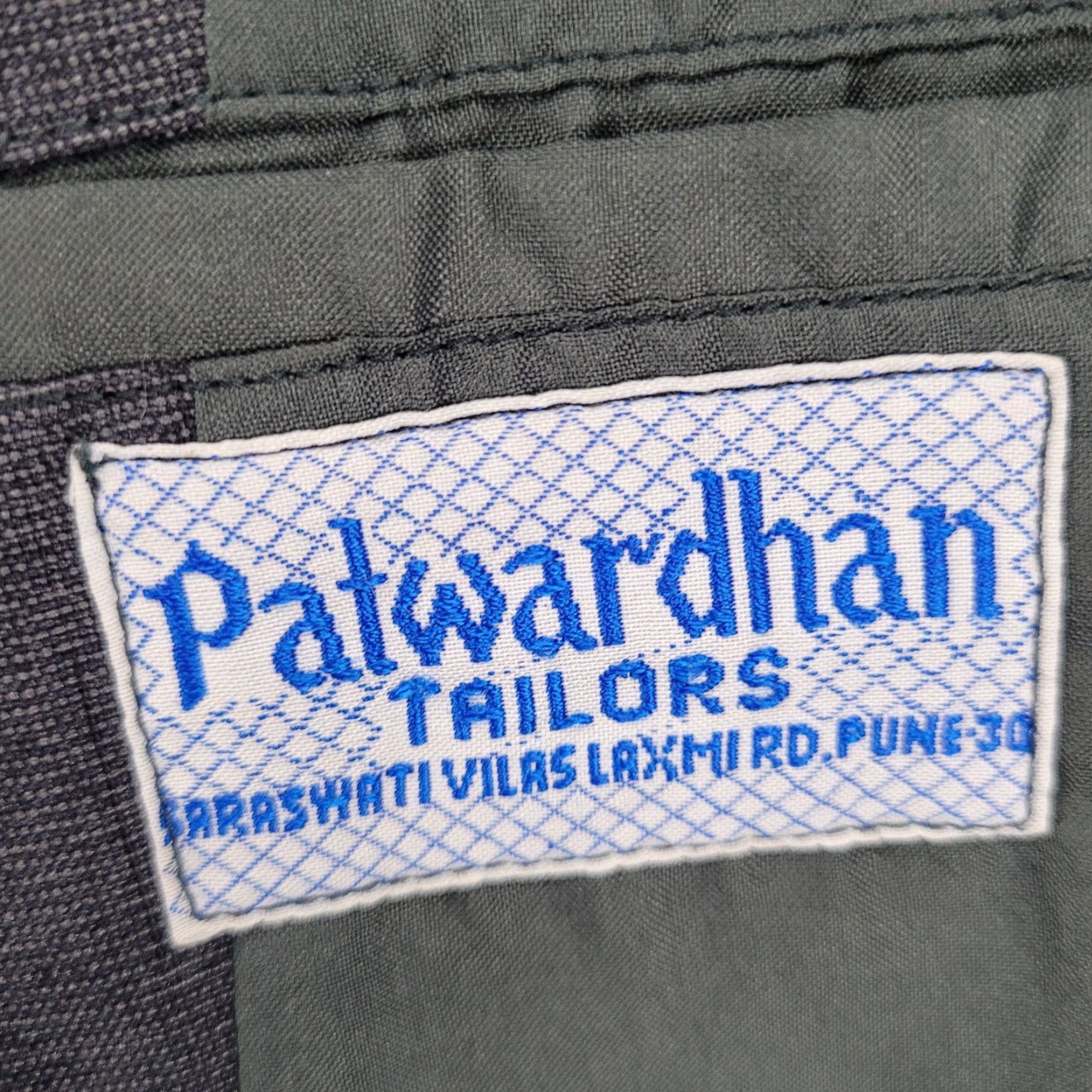 Vintage Patwardhan Grey 2 Button Single Vented Notch Blazer Sport Coat 42 Mens Jacket Slim Classic Size 42R - 3 Thumbnail