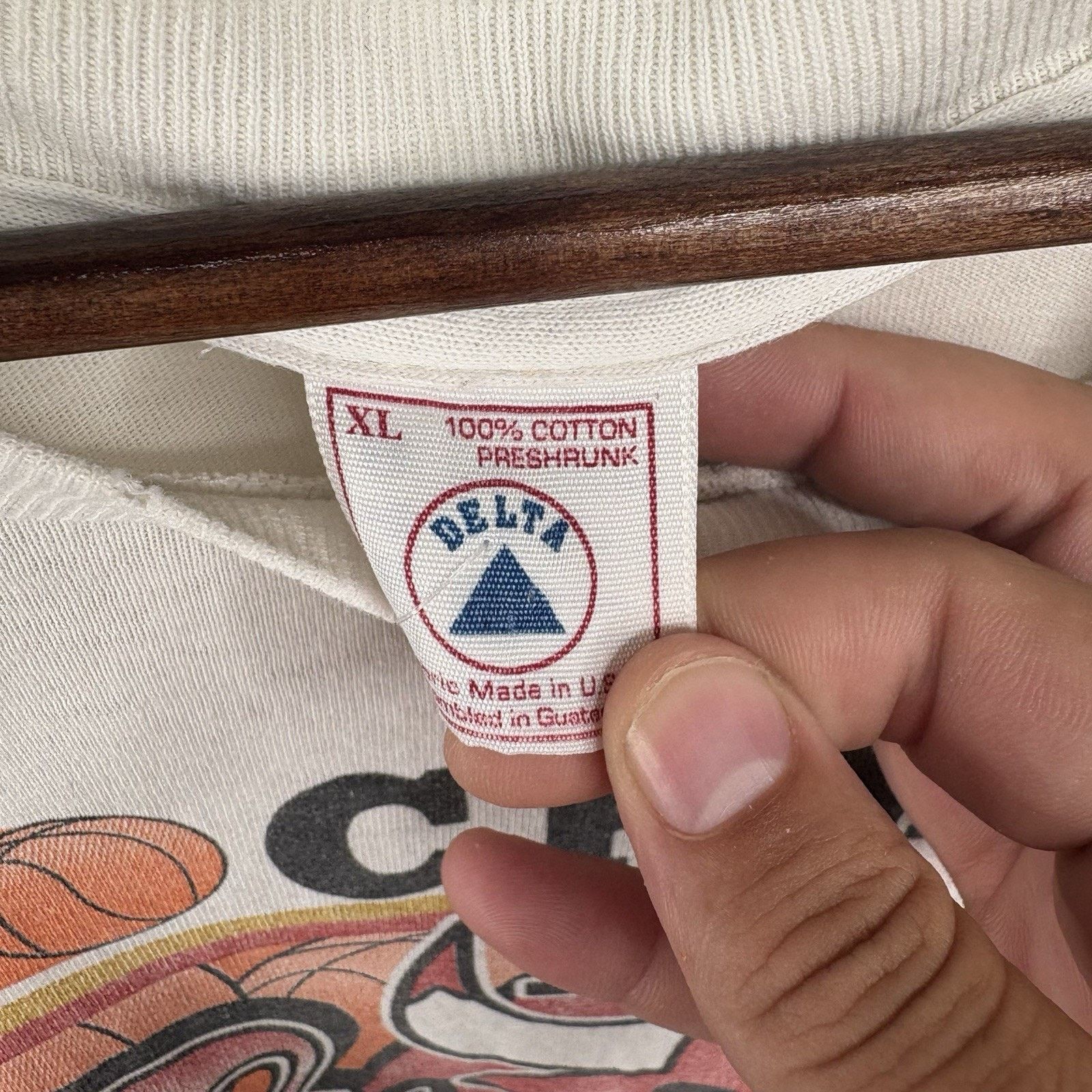 NBA Vintage 90’s NBA Bulls United Center Tee Shirt Size XL Size US XL / EU 56 / 4 - 4 Thumbnail