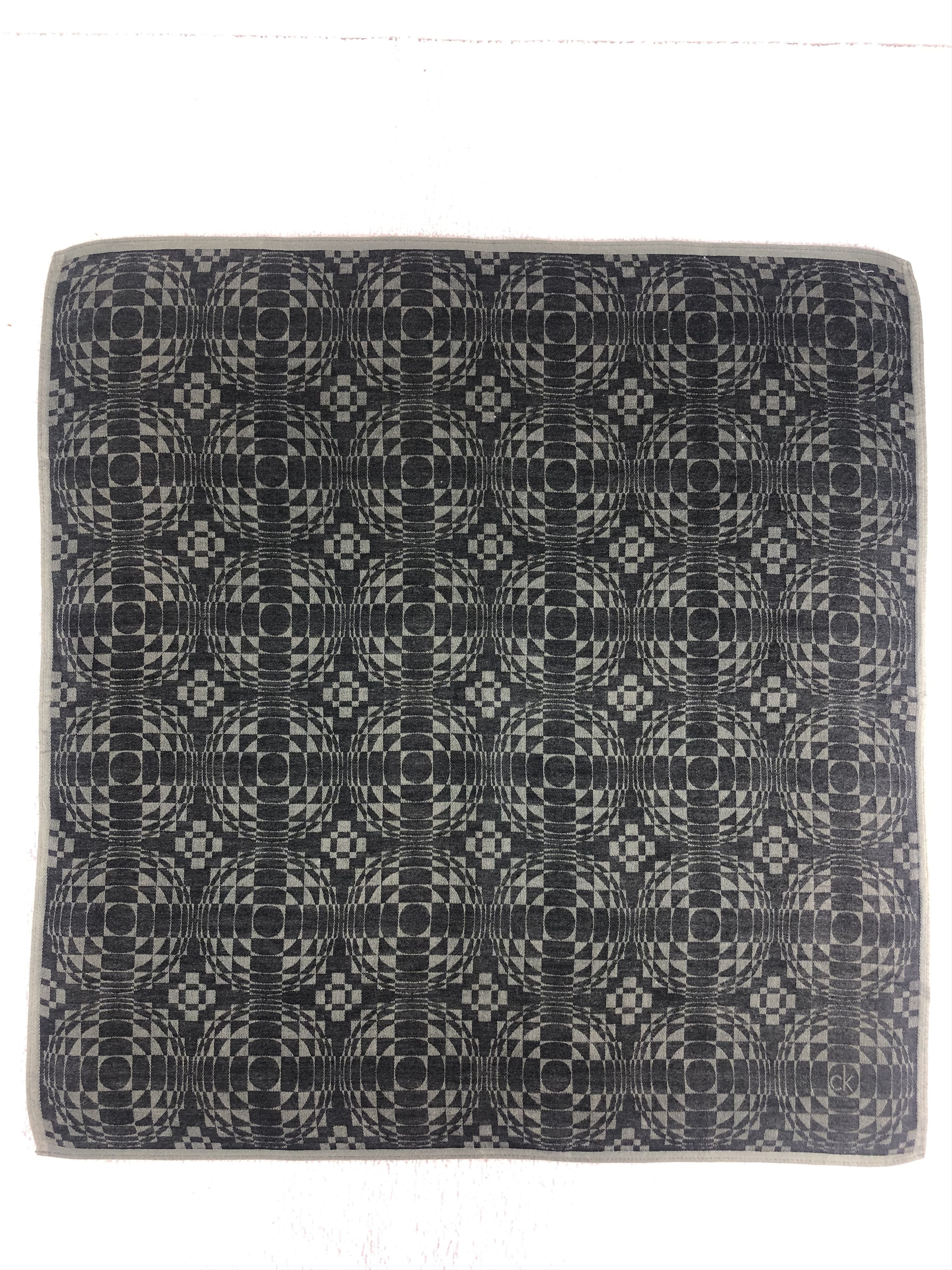 Calvin Klein Calvin Klein Handkerchief / Bandana / Neckerchief C070 Size ONE SIZE - 3 Thumbnail