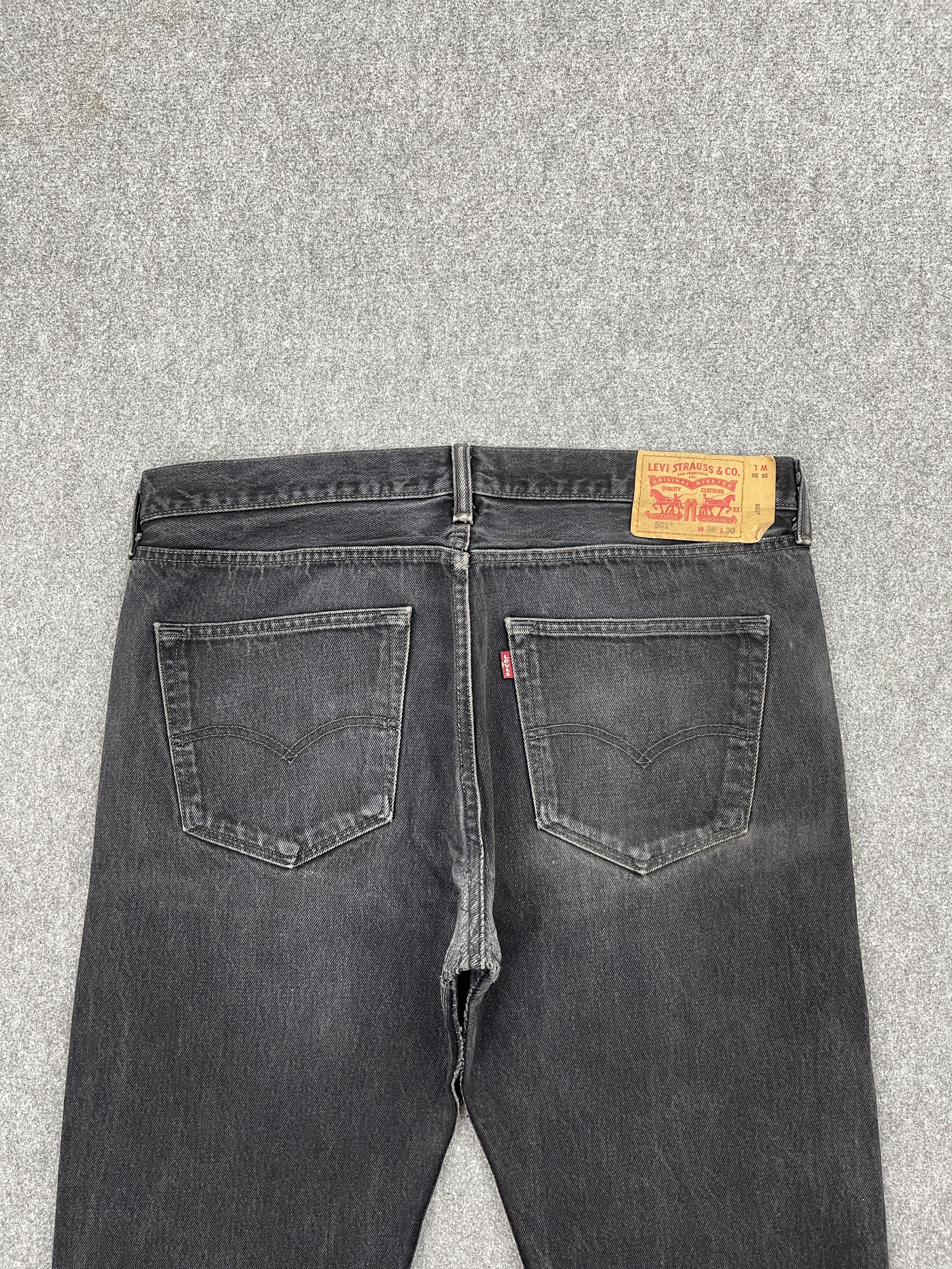 Levi's × Vintage Vintage Levi's 501 Super Black Denim Jeans Size US 36 / EU 52 - 4 Thumbnail