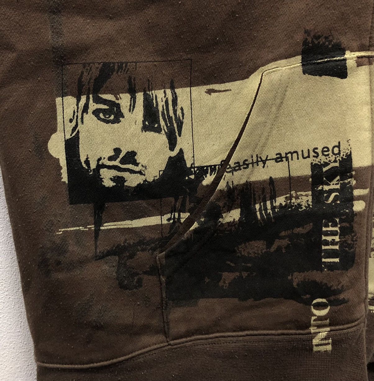 Nirvana VINTAGE KURT COBIN POLITIX RADIO FRIENDLY UNIT SHIFTER HOOD Size US L / EU 52-54 / 3 - 4 Thumbnail