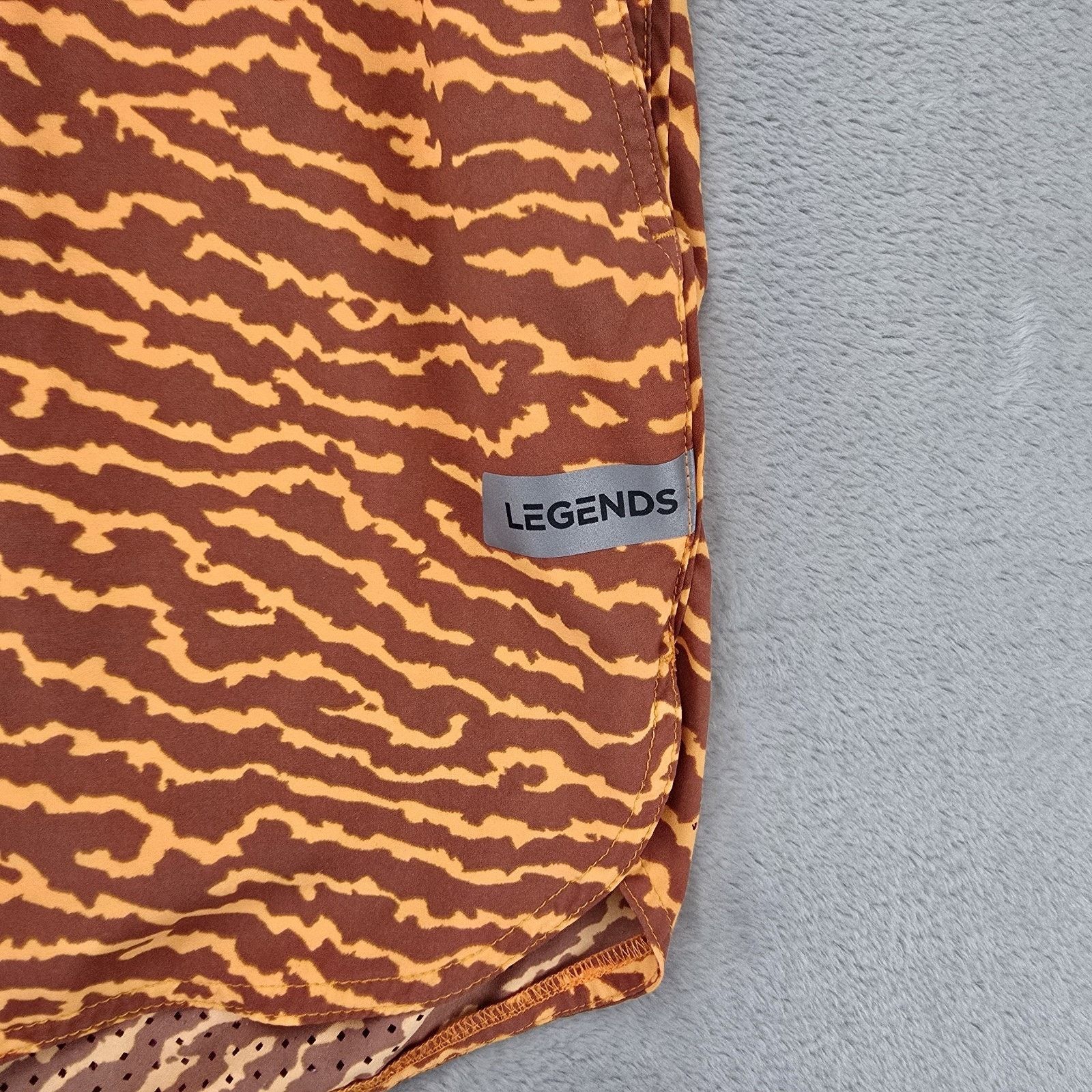 Other Legends Luka Shorts Mens Small Orange Elephant Print 7" Size US 30 / EU 46 - 2 Thumbnail