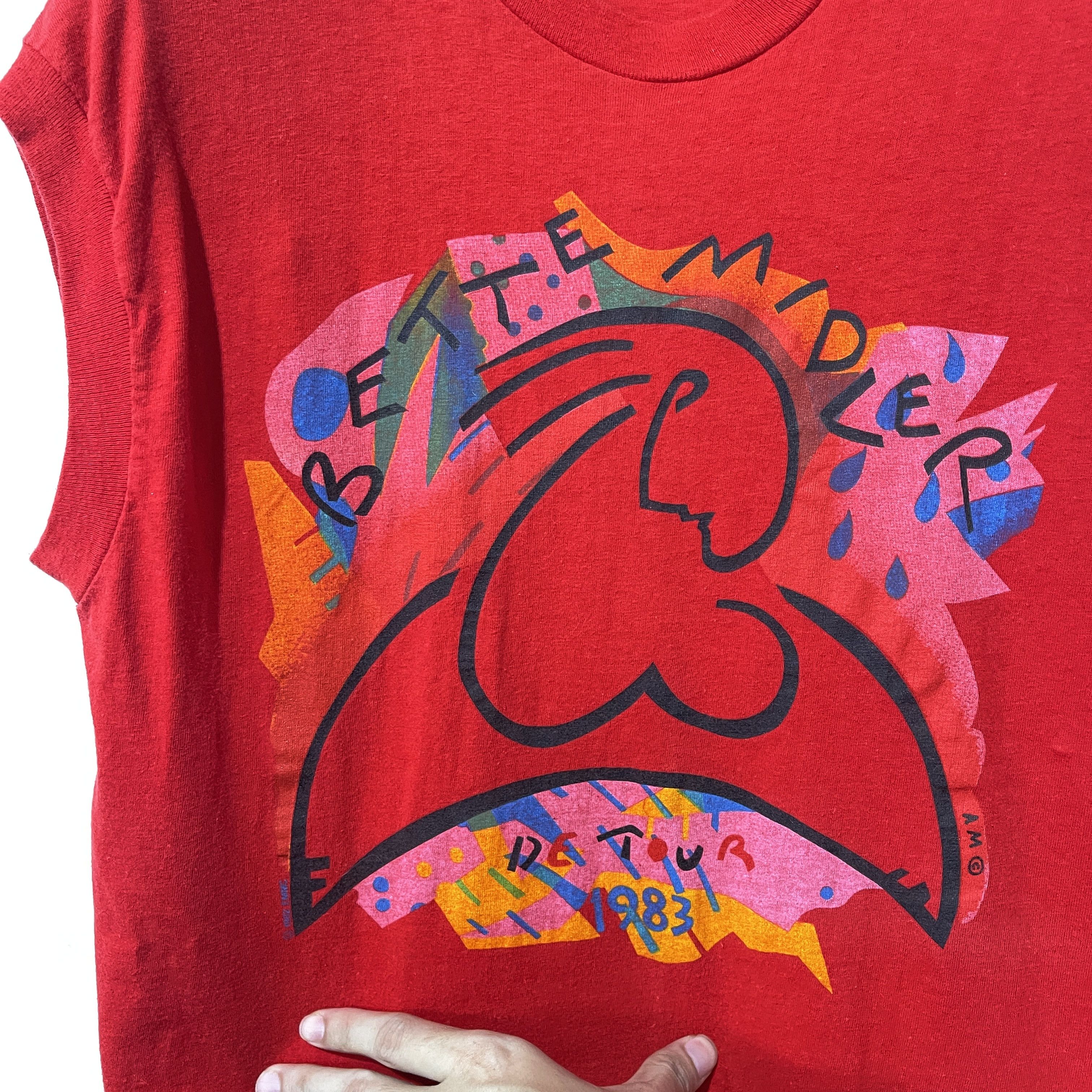 Band Tees Vintage 1983 Bette Midler No Frills Tour Sleeveless T-Shirt Size US M / EU 48-50 / 2 - 2 Thumbnail