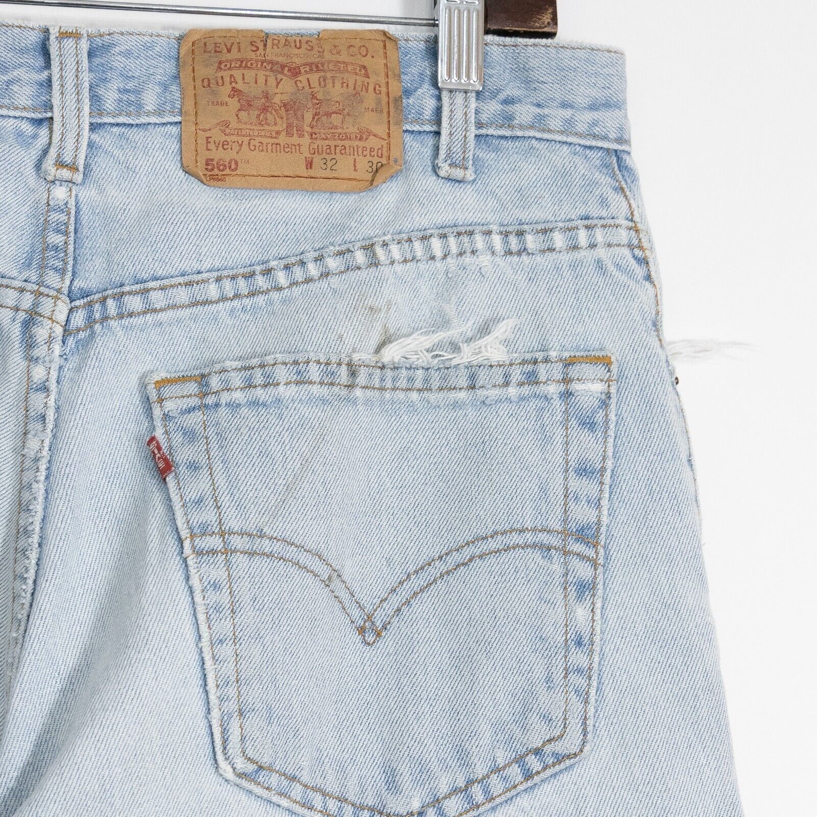 Levi's Vintage 90s Levis 560 Jeans 32x30 - Distressed Light Wash Size US 32 / EU 48 - 9 Thumbnail