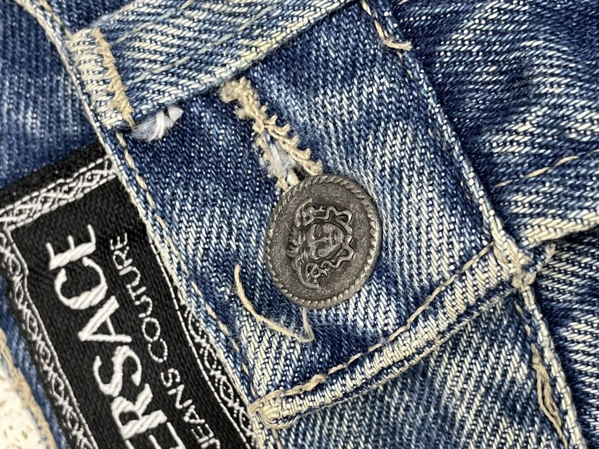 Versace Jeans Couture × Vintage Vintage Ittiere Versace Jeans Couture Luxury Denim Size US 28 / EU 44 - 14 Thumbnail