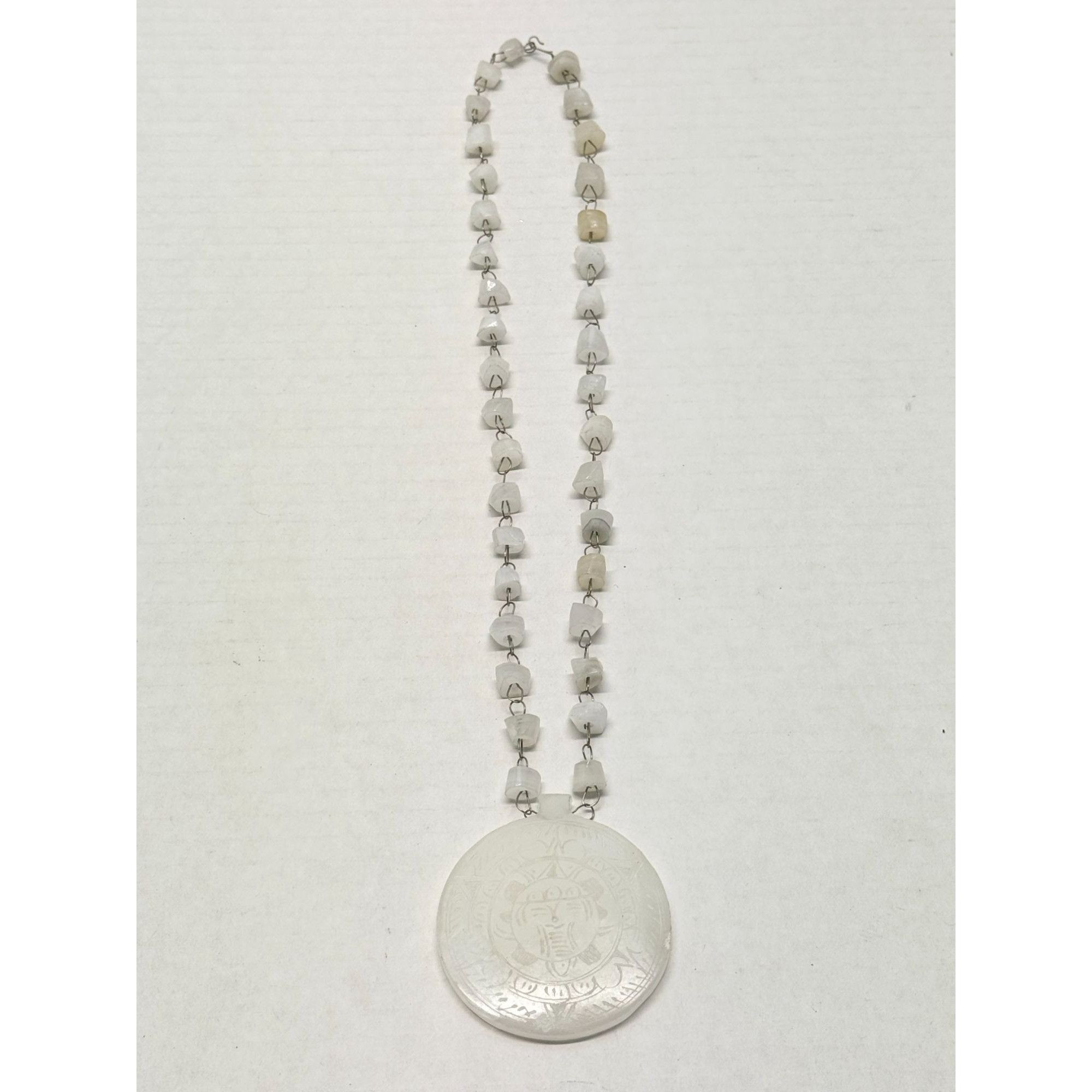 Vintage Vintage Beaded Quartz Stone Sun Pendant Necklace Size ONE SIZE - 4 Thumbnail