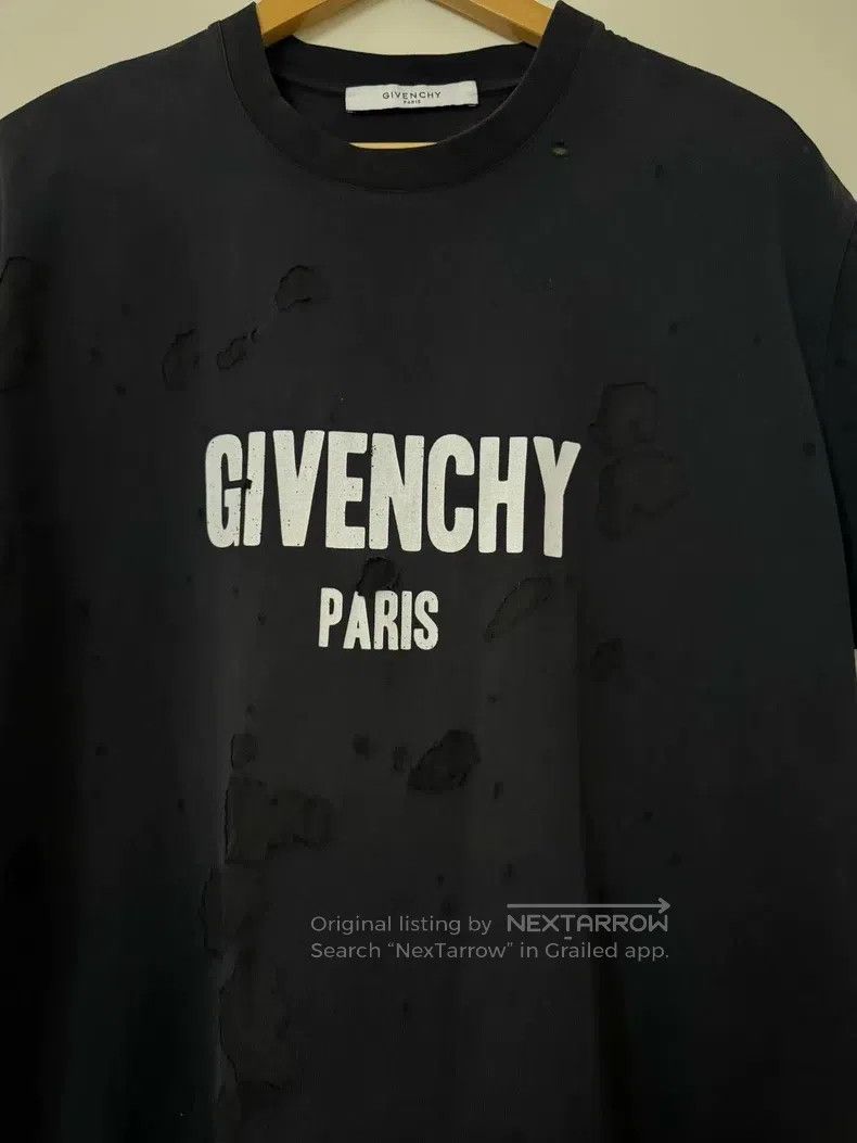 Givenchy Givenchy Big Hole Short Sleeve T-Shirt Size US S / EU 44-46 / 1 - 2 Thumbnail