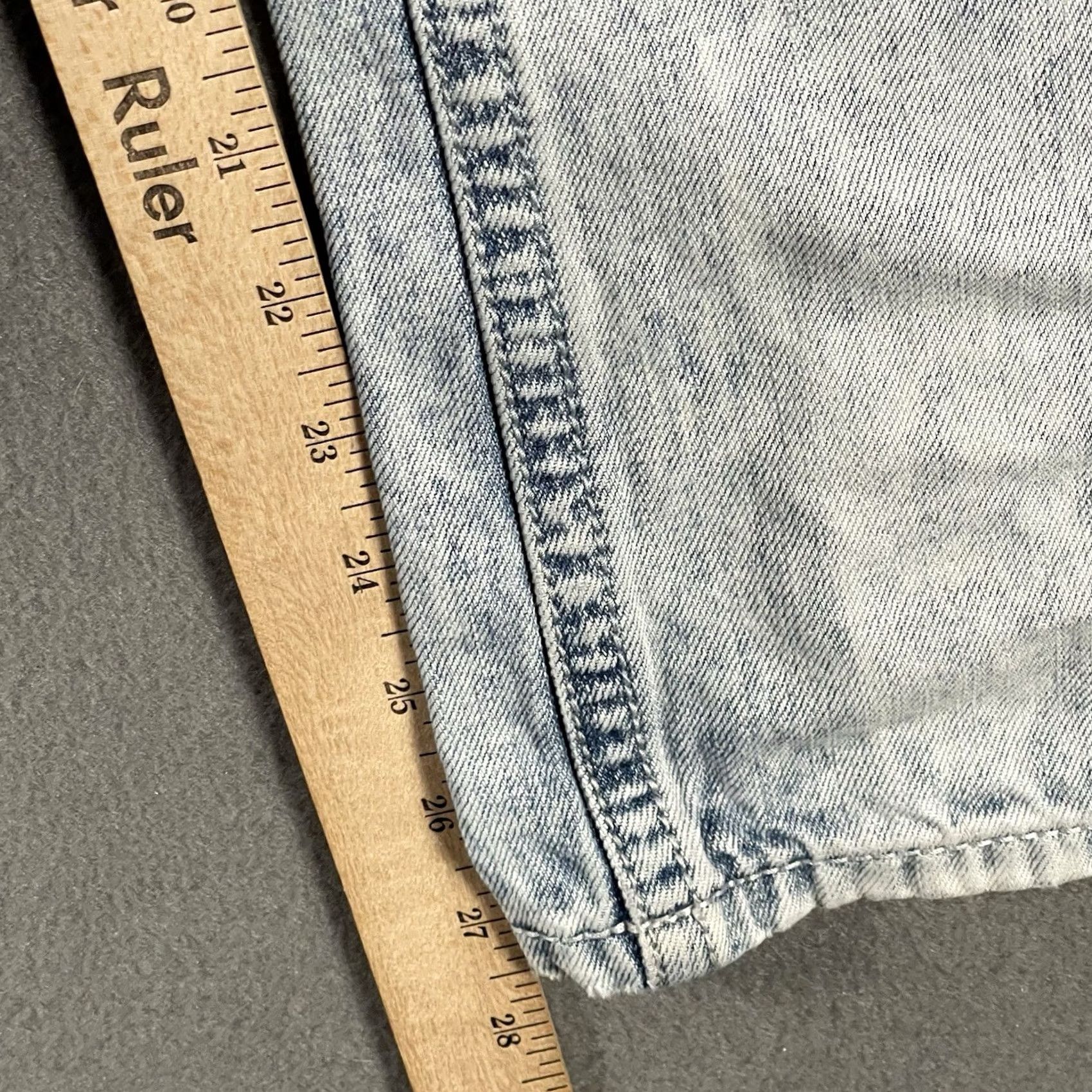 American Eagle Outfitters VINTAGE American Eagle Jeans Mens 28/30 Boot Cut Distressed Light Denim Wash Blue 5-Pocket Mens Jeans Size US 28 / EU 44 - 7 Thumbnail