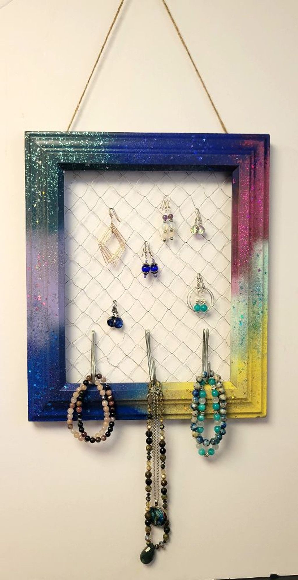 Handmade Upcycled photo frame jewelry organizer Size ONE SIZE - 2 Thumbnail