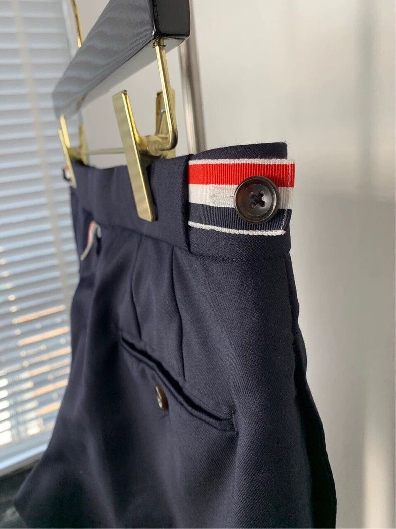 Thom Browne Thom Browne Size 0 Dark blue, three-color webbing stripe d Size US 28 / EU 44 - 2 Thumbnail
