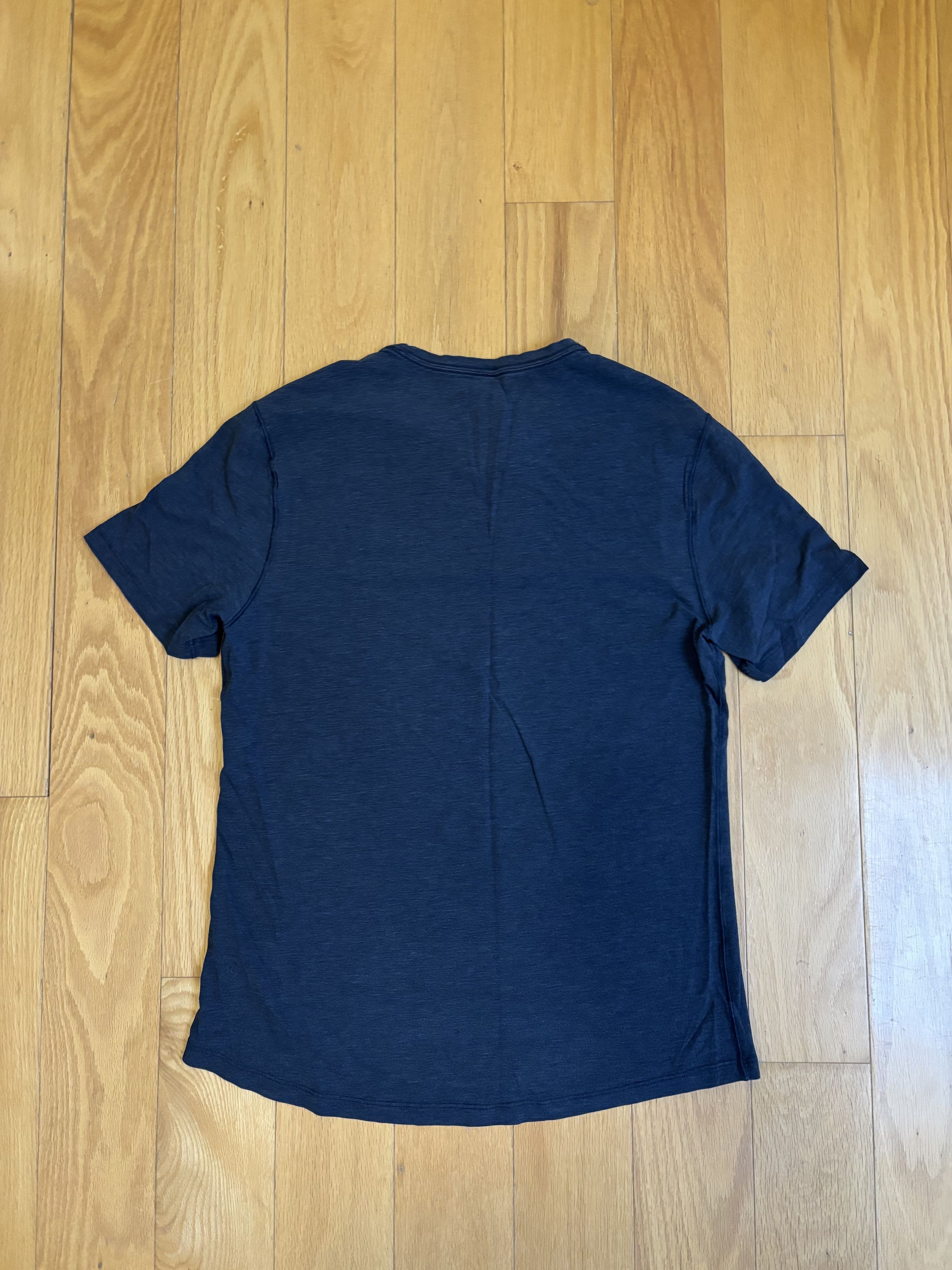Lululemon Lululemon 5 Year Basic V T Shirt M Size US M / EU 48-50 / 2 - 2 Thumbnail