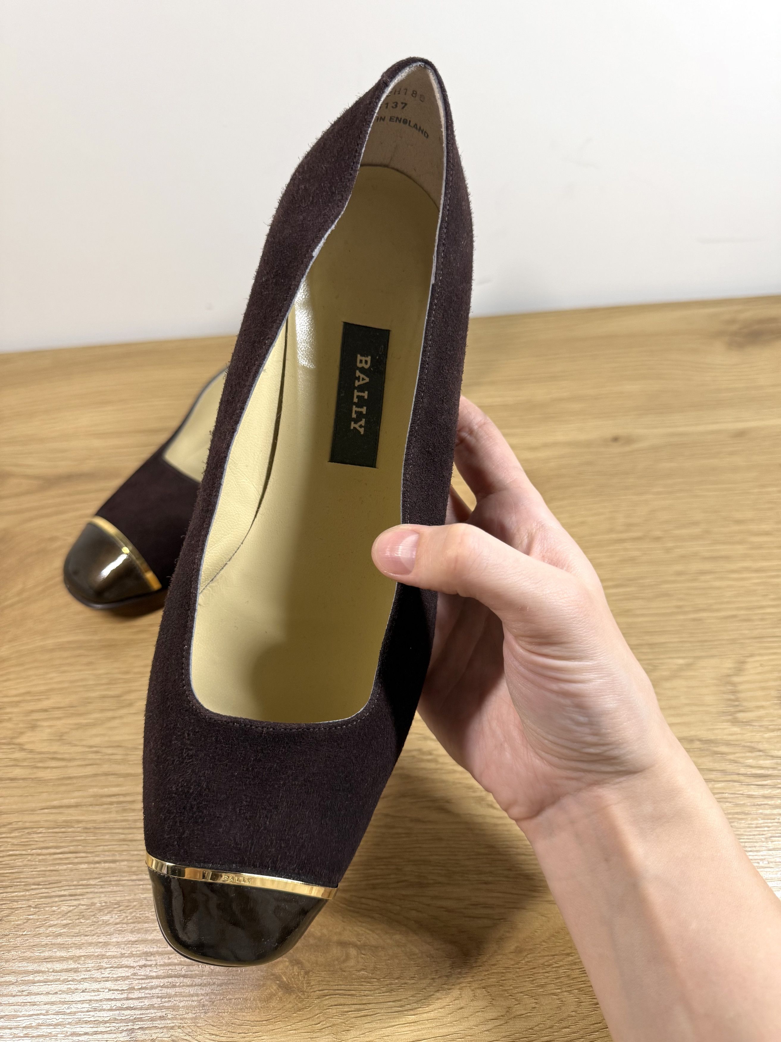 Bally Women's Vintage Bally Pumps Loafers US8/39 Size US 8 / IT 38 - 8 Thumbnail