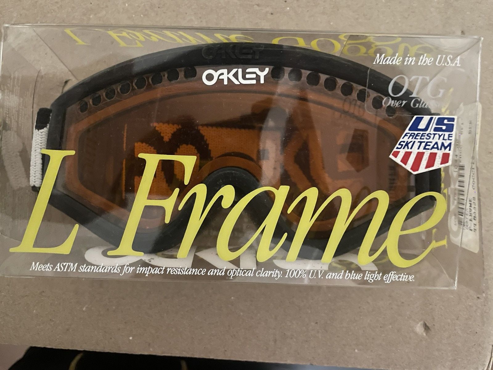 Oakley Oakley L frame Size ONE SIZE - 1 Thumbnail