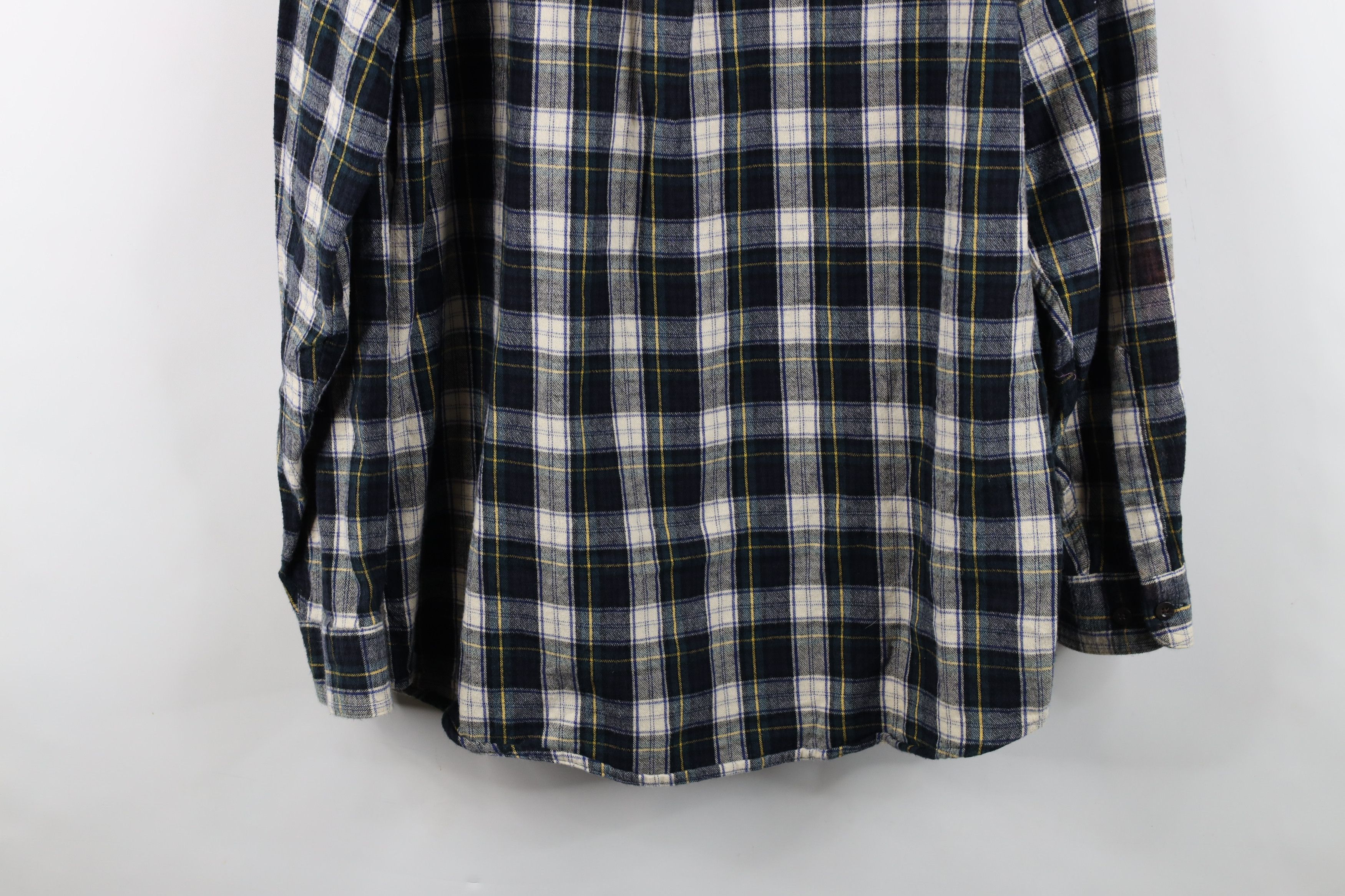 L.L. Bean Vintage 90s LL Bean Faded Collared Flannel Button Down Shirt Size US M / EU 48-50 / 2 - 12 Thumbnail