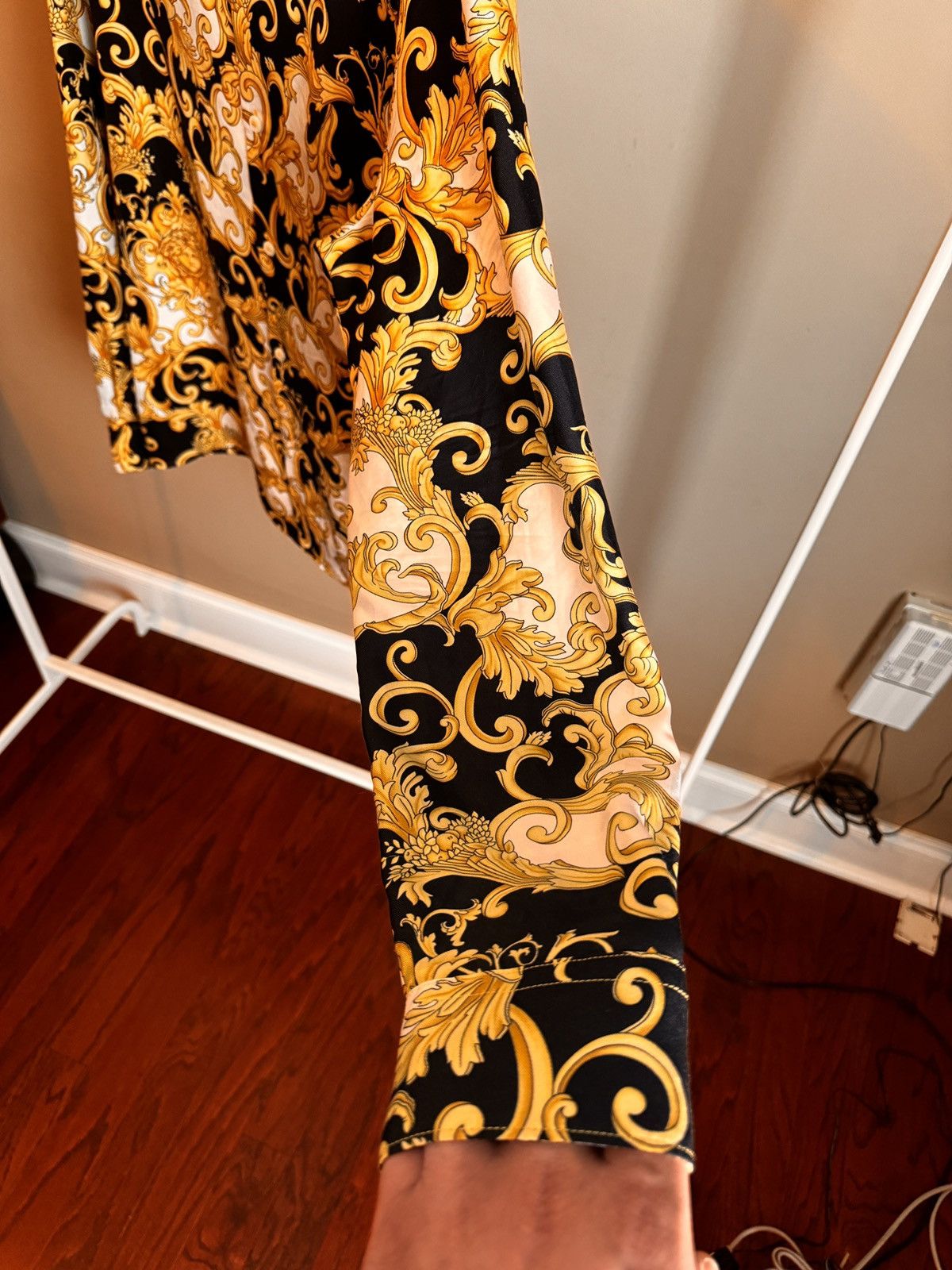 Versace Versace Renaissance 100% Silk button-down long sleeve shirt Size US L / EU 52-54 / 3 - 5 Thumbnail