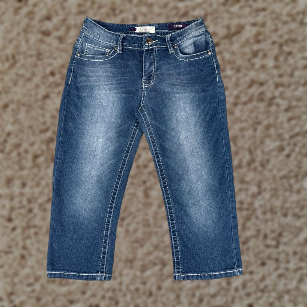Vintage VGS Jeans Womens 4 Blue Denim Capri Embroidered Mid Rise Cotton Blend 28x19 Jeans Womens Casual Size 30" / US 8 / IT 44 - 1 Thumbnail