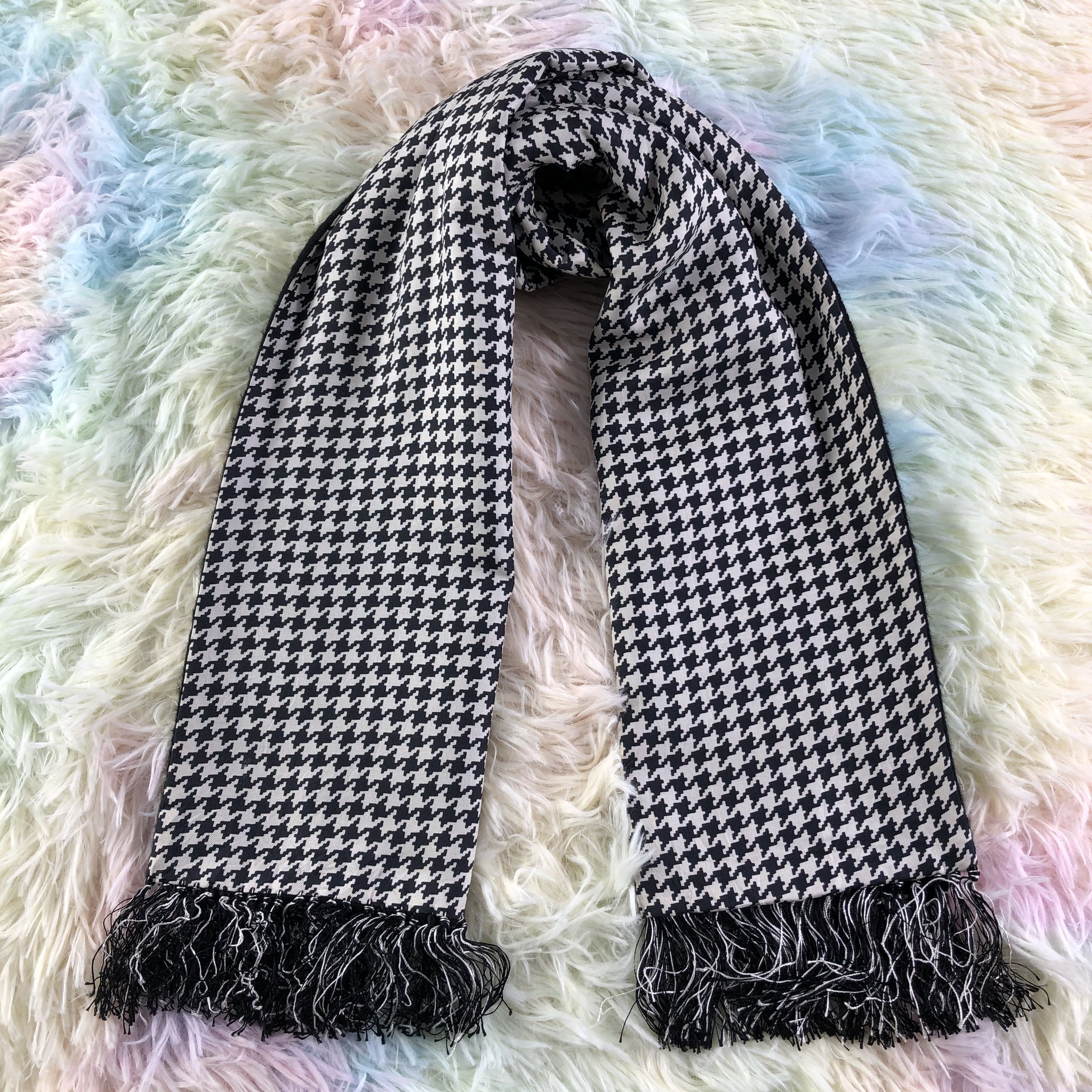 Aquascutum Aquascutum Wool Silk Scarf / Muffler / Neckwear - KM429 Size ONE SIZE - 1 Thumbnail