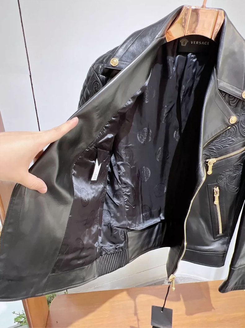 Versace Versace Men's black leather jacket Size US S / EU 44-46 / 1 - 6 Thumbnail
