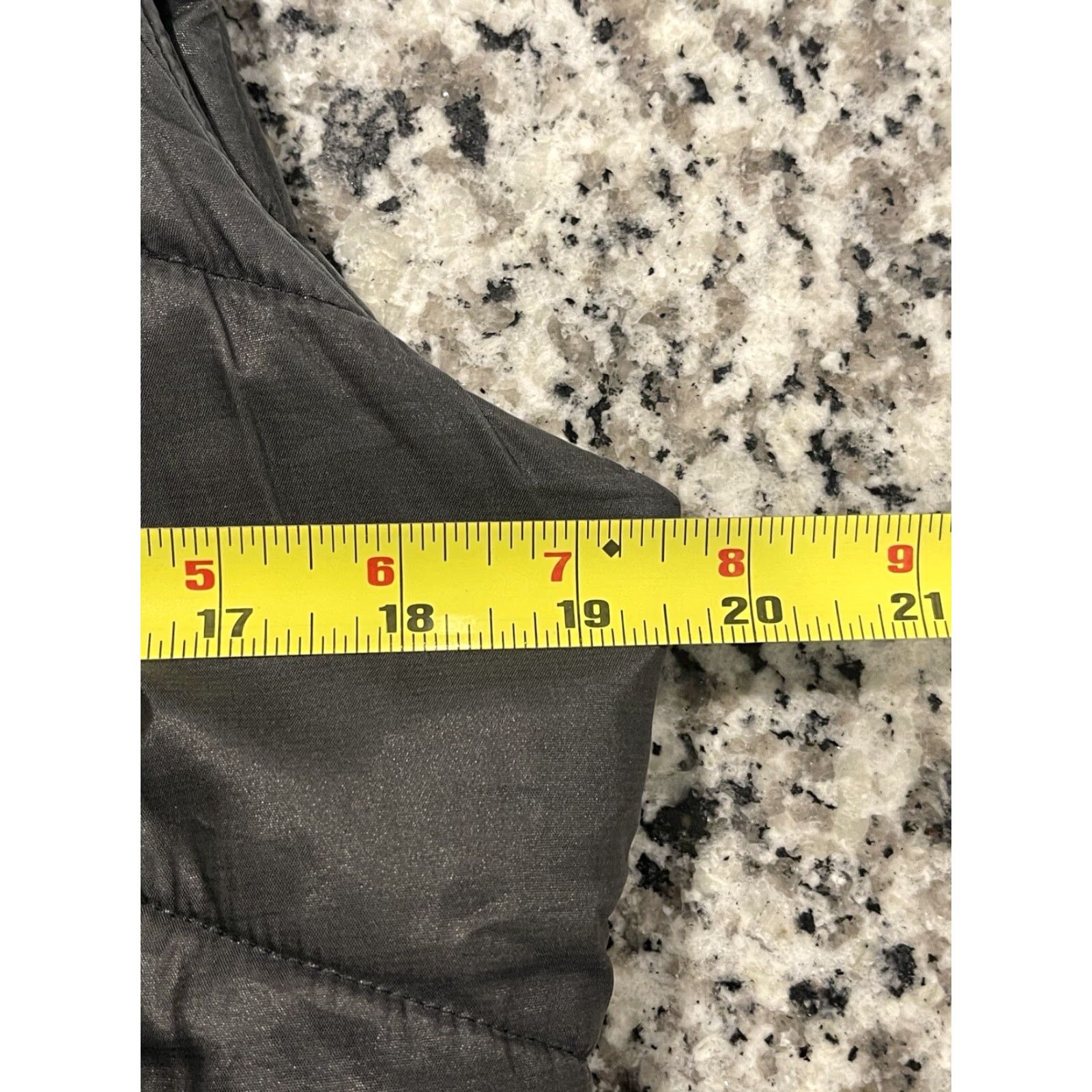 The North Face The North Face Vest Medium Gray 550 Down Filled Puffer Womens Size M / US 6-8 / IT 42-44 - 4 Thumbnail