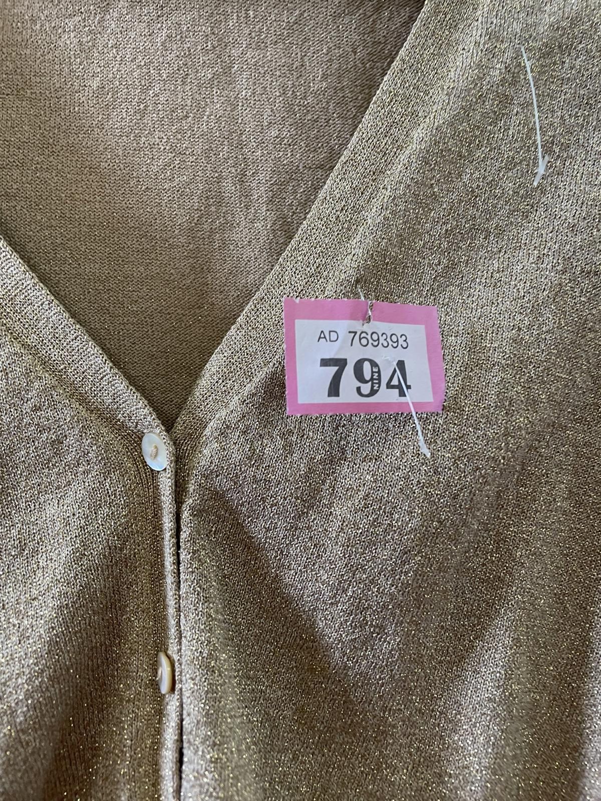 Express Express Women's Gold Metallic V-Neck Cardigan Sweater Size S / US 4 / IT 40 - 5 Thumbnail