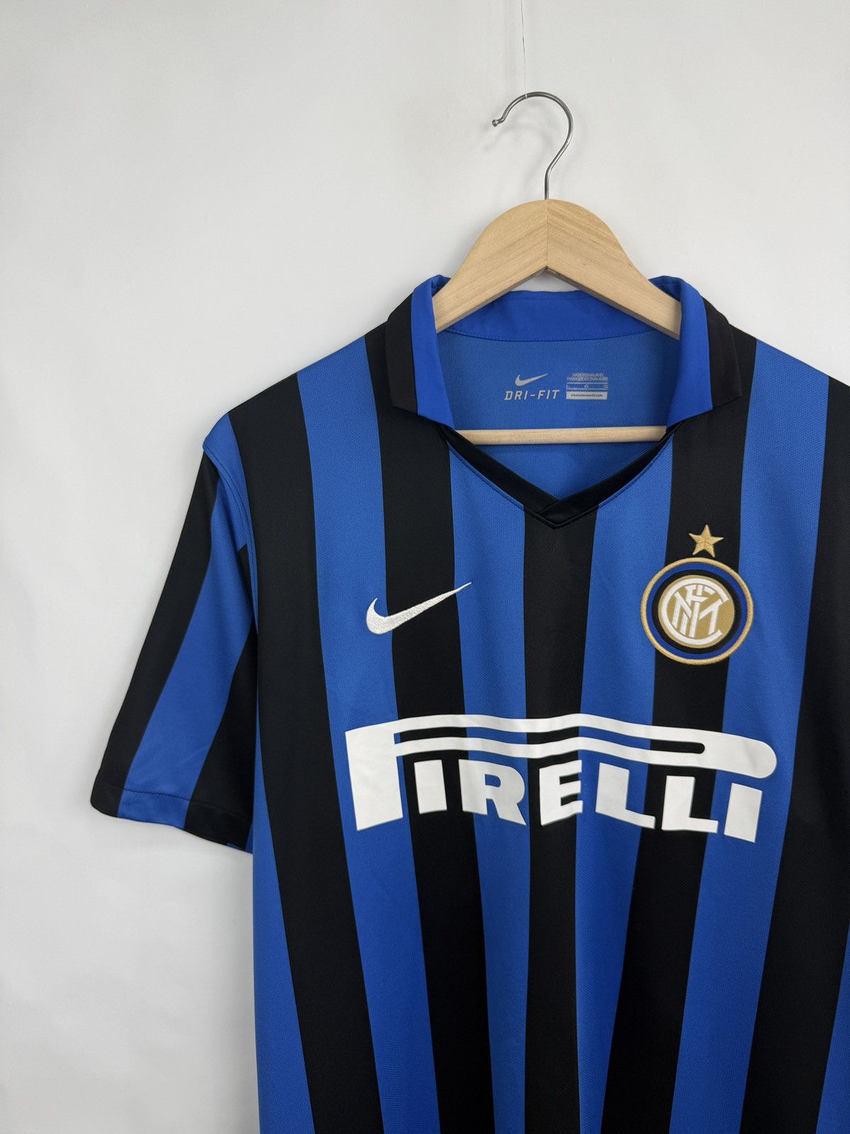 Nike 🇮🇹 2016 Nike Inter Milan Soccer Jersey Home Shirt Soccer Size US L / EU 52-54 / 3 - 3 Thumbnail