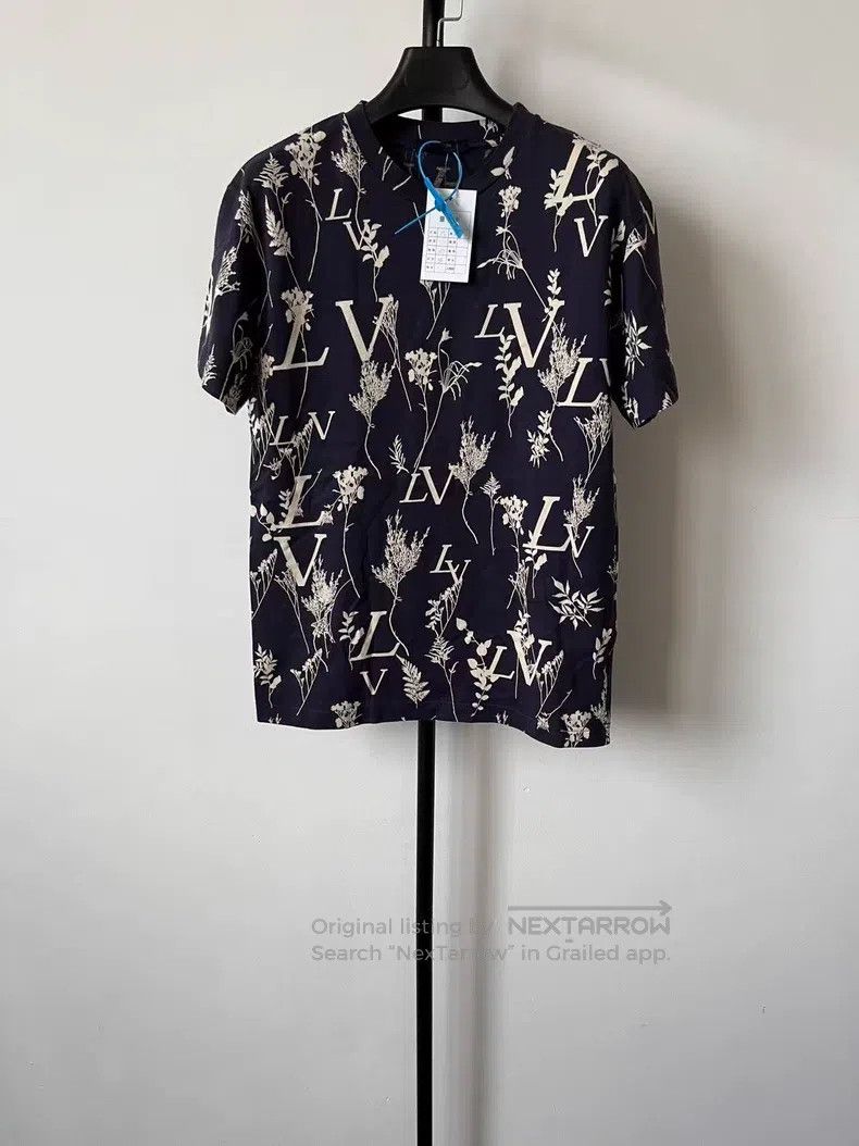 Louis Vuitton Louis Vuitton Letter Print Crew Neck Short Sleeve Size US XS / EU 42 / 0 - 1 Thumbnail
