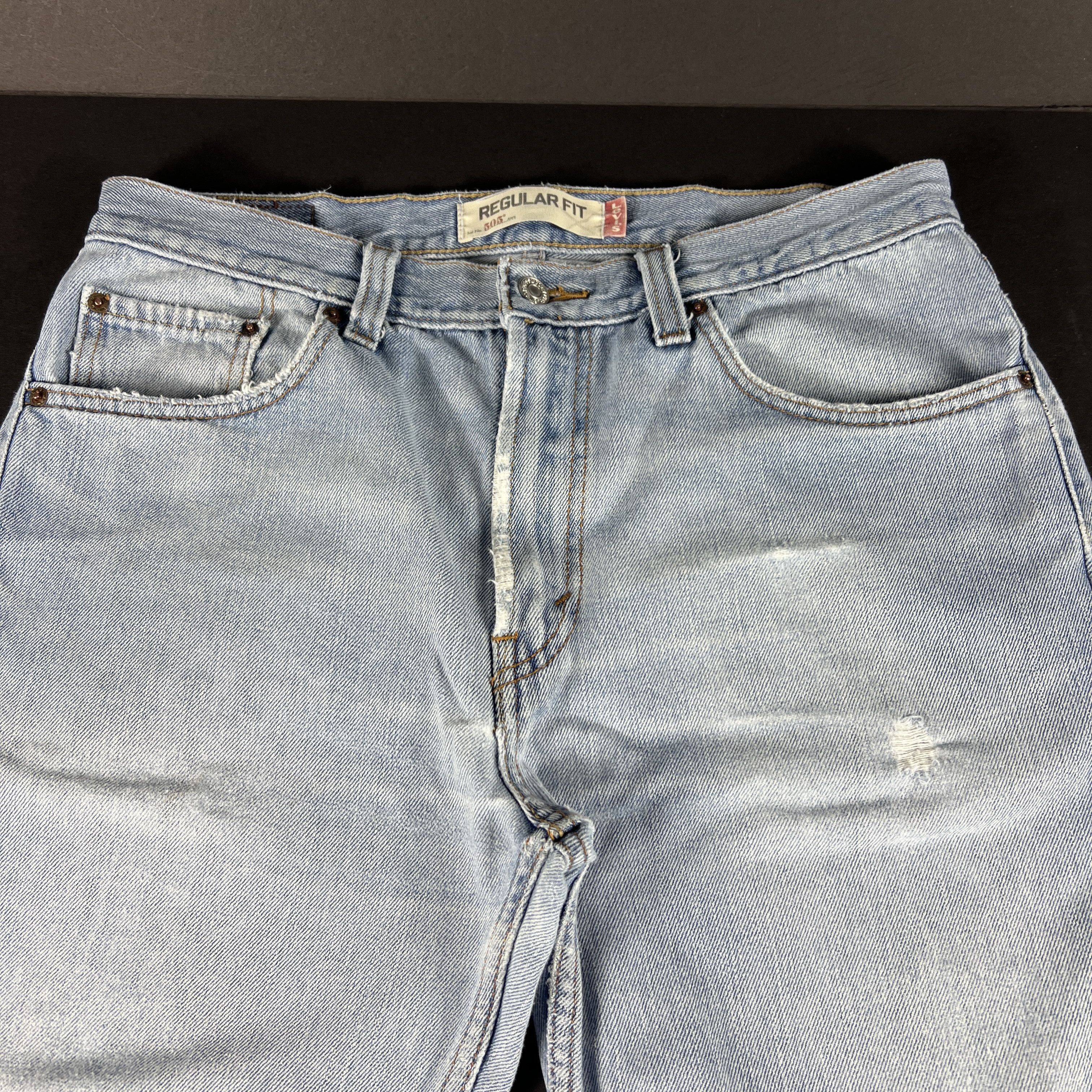 Levi's Y2K Levi's Jean 505 Straight Blue Distressed Denim Size US 33 - 2 Thumbnail