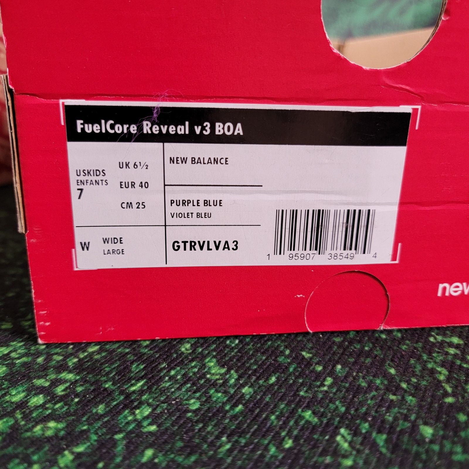 New Balance New Balance Fuel Core Reveal v3 BOA Purple Blue Kids Sz 7 Size US 7 / IT 37 - 10 Thumbnail