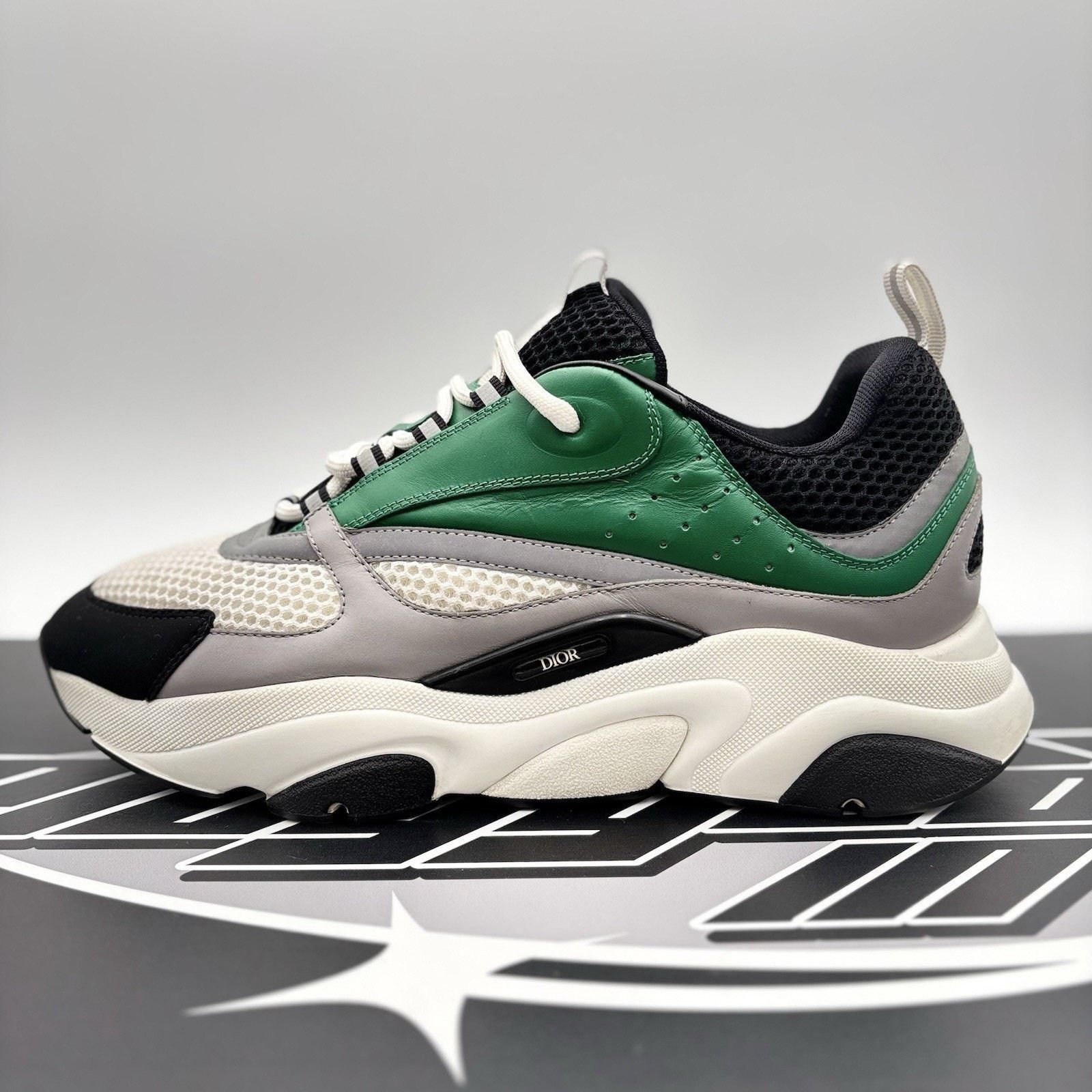 Dior Dior B22 Sneaker ' Green White Black ' | GOOD CONDITION! Size US 13 / EU 46 - 11 Thumbnail