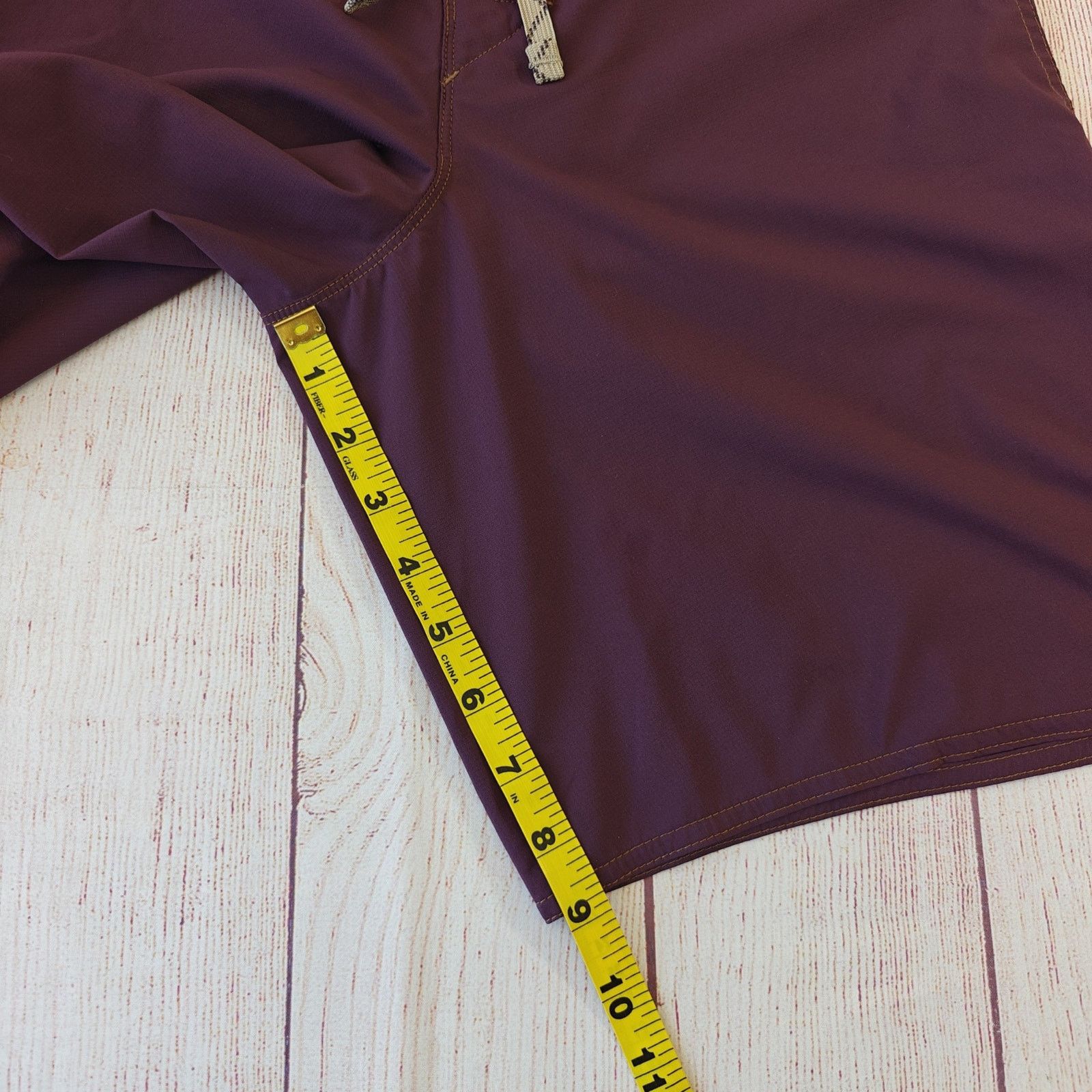 Patagonia M's Patagonia Stretch Wavefarer 9" Board Shorts sz 29 Size US 29 - 7 Thumbnail