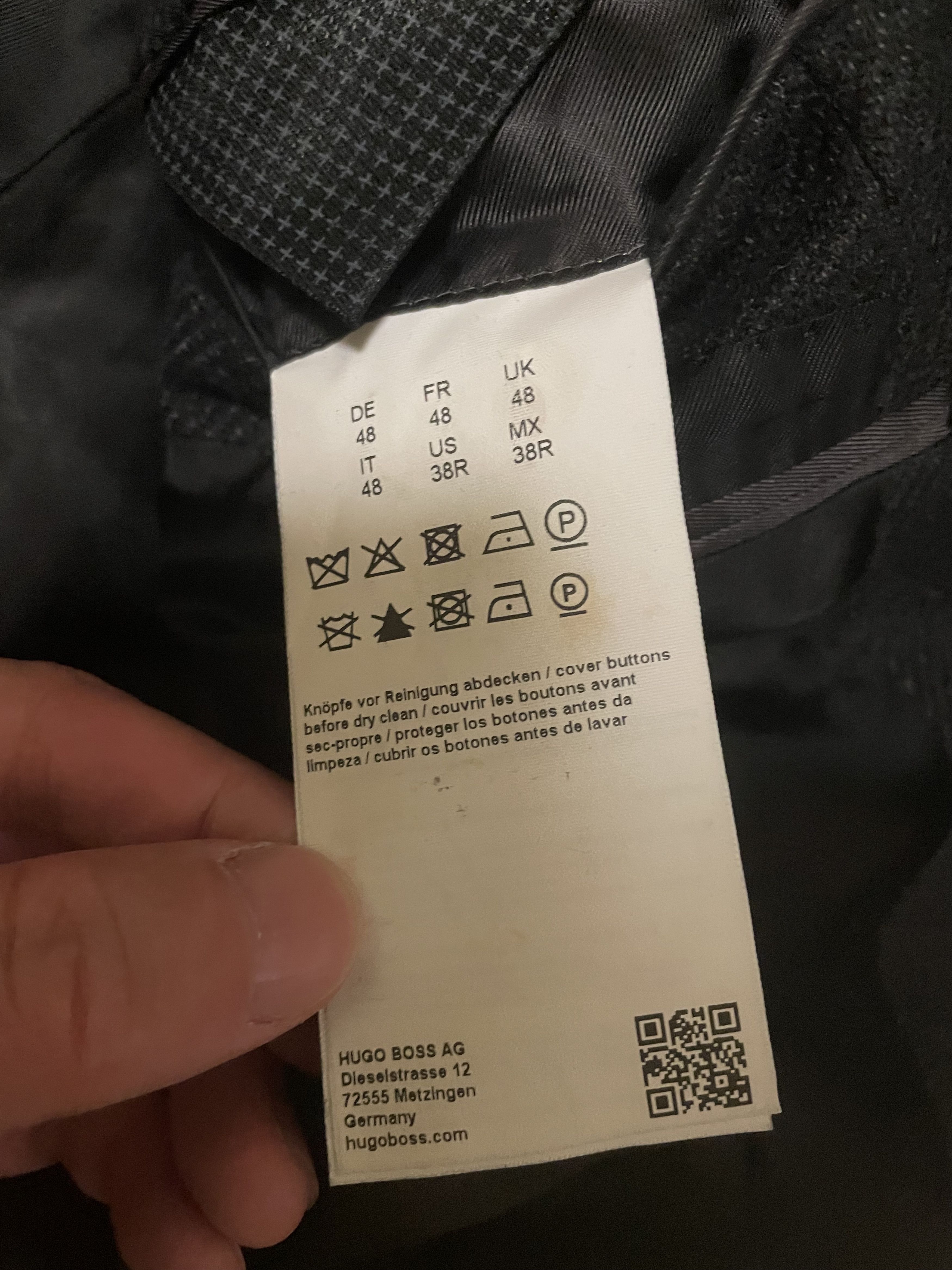Hugo Boss Hugo Boss wool blazers jacket size 48 Size 48R - 4 Thumbnail