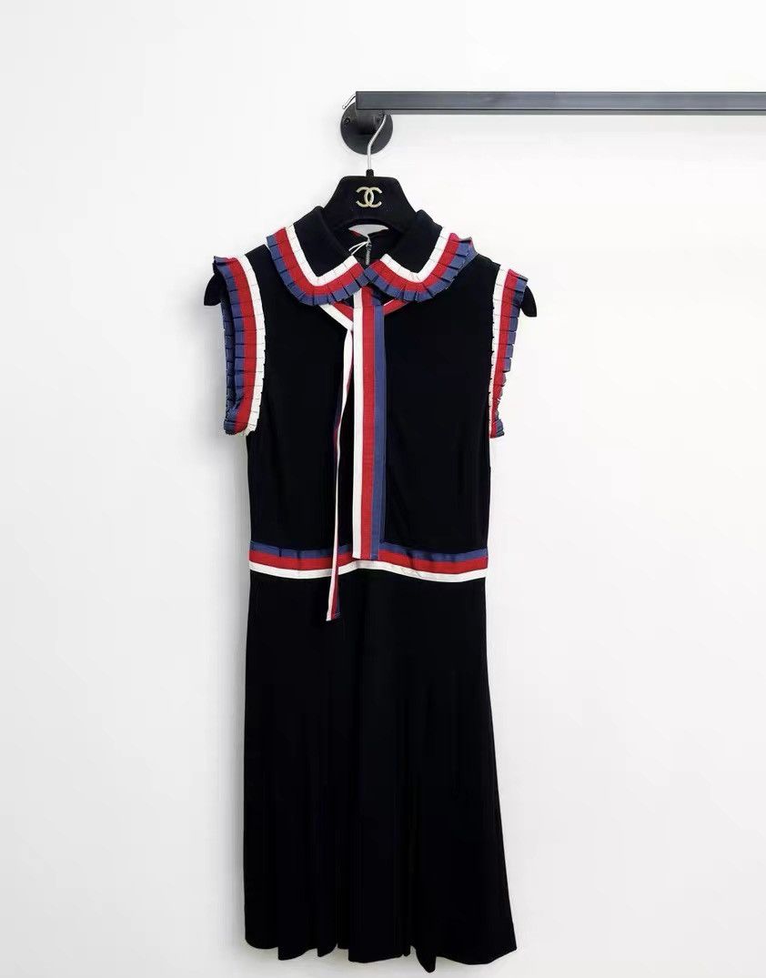Gucci Gucci genuine sleeveless dress Size XXS / US 00 / IT 34 - 1 Thumbnail