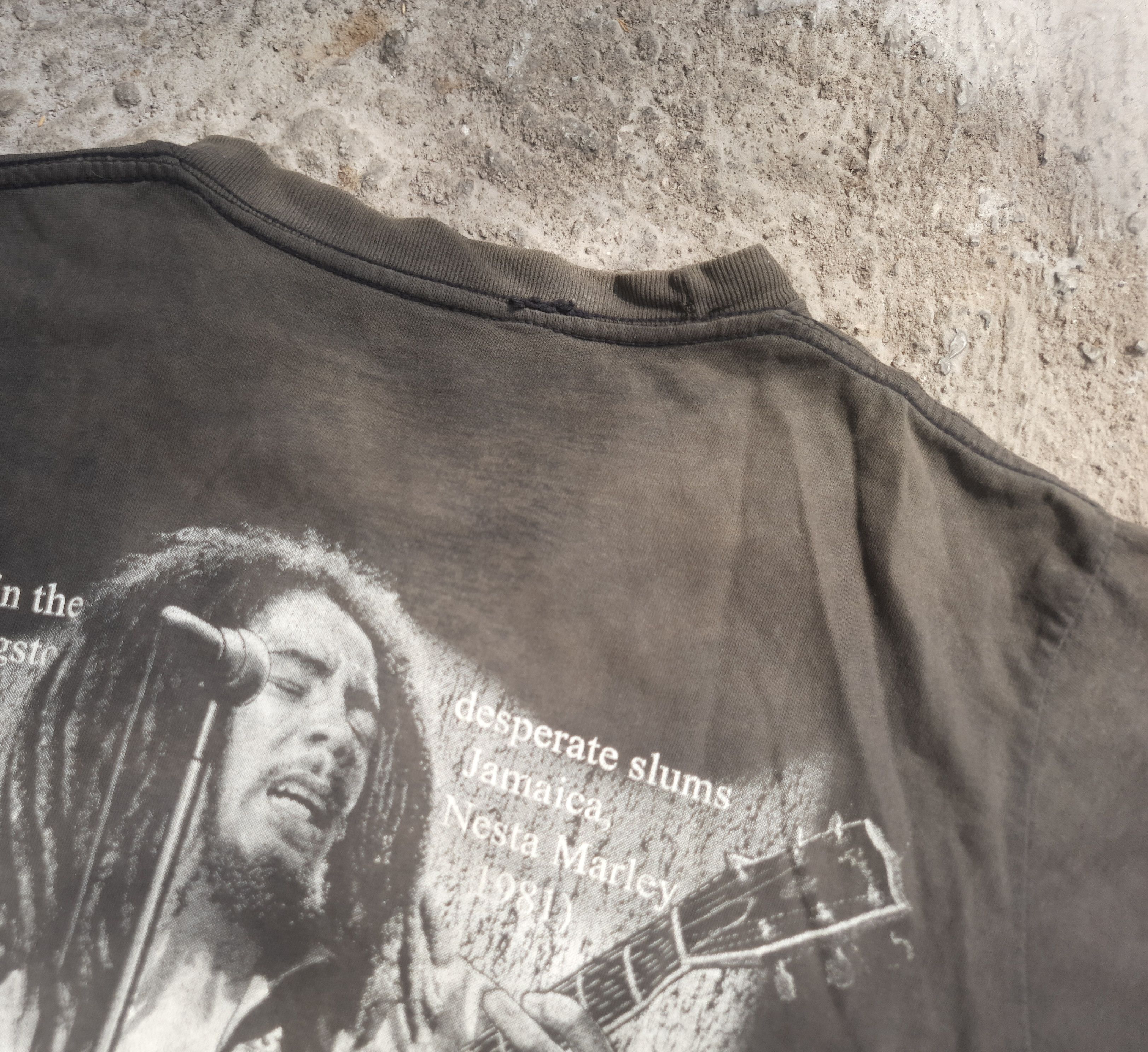 Rap Tees Y2K BOB MARLEY Memorial Tee Distressed Size US M / EU 48-50 / 2 - 9 Thumbnail