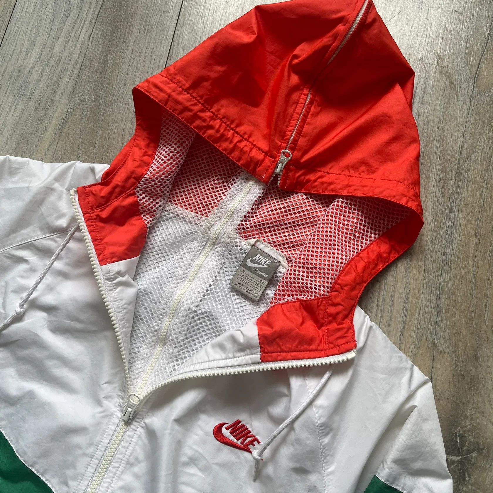 Nike Nike Italy Olympics 2008 Split Windbreaker (Medium) Size US M / EU 48-50 / 2 - 3 Thumbnail