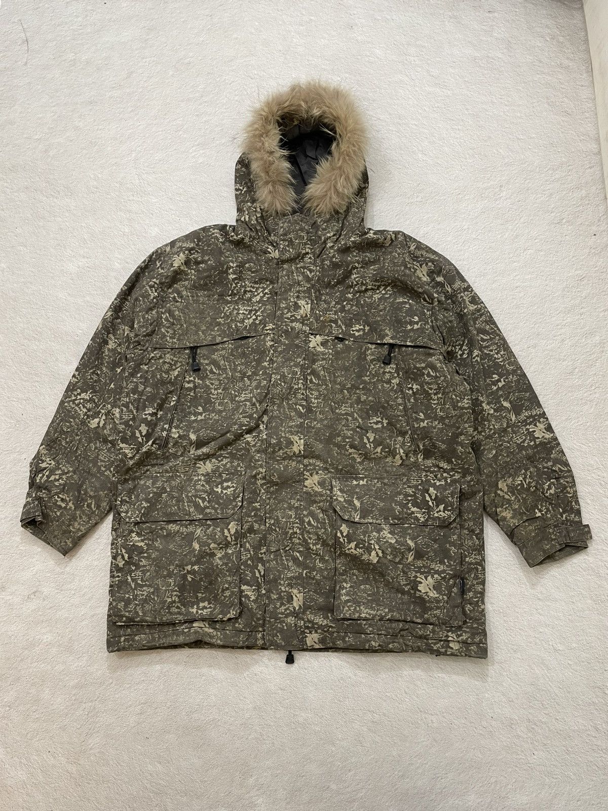 Avirex 2000s Avirex Camo Parka Fur Hood Heavy Utility Ifsix LGB Goa Size US XXL / EU 58 / 5 - 1 Thumbnail