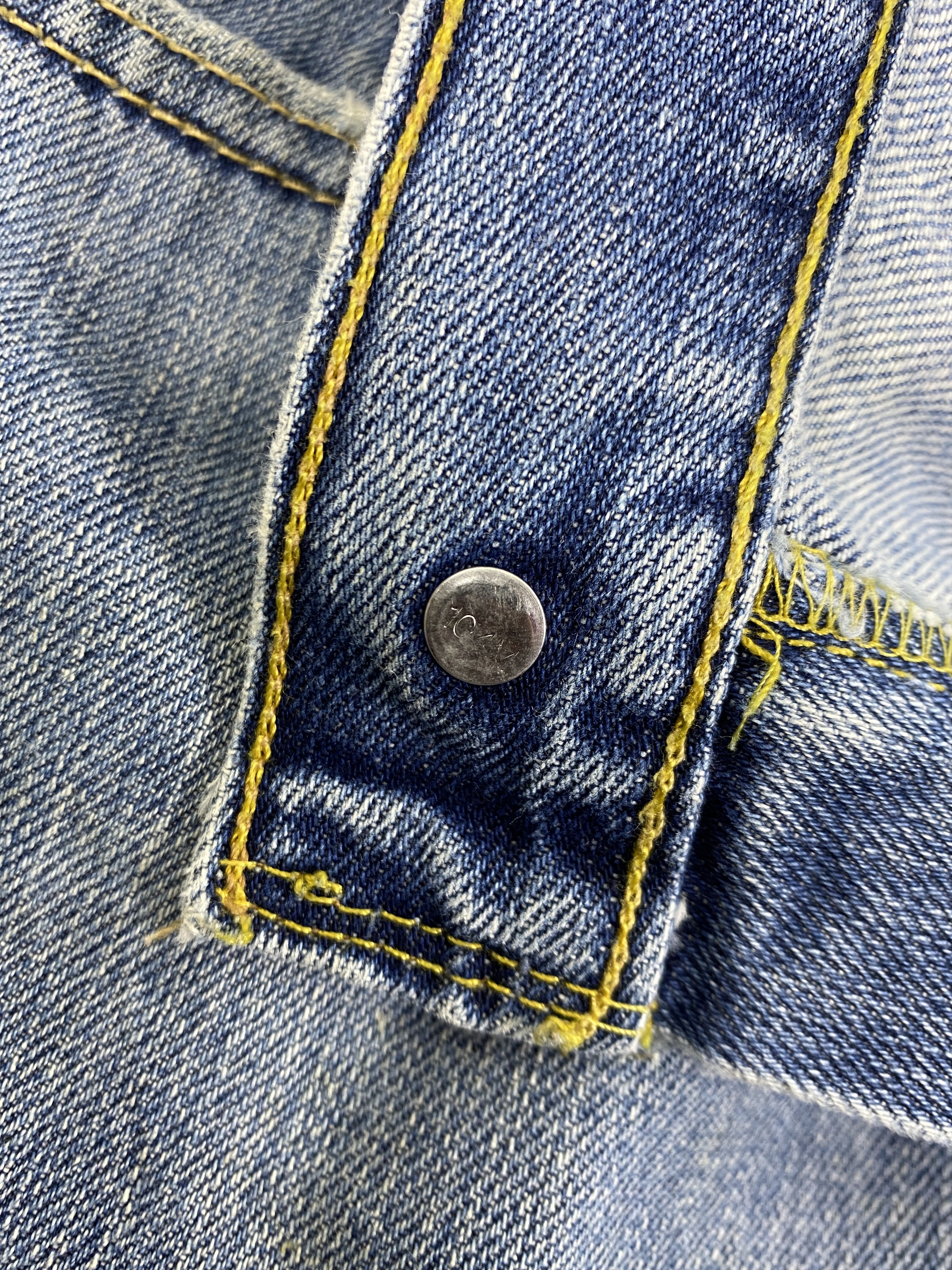 Levi's Blue Distressed Vintage Levi's 569 Loose Denim 35x32 -JN368 Size US 35 - 7 Thumbnail