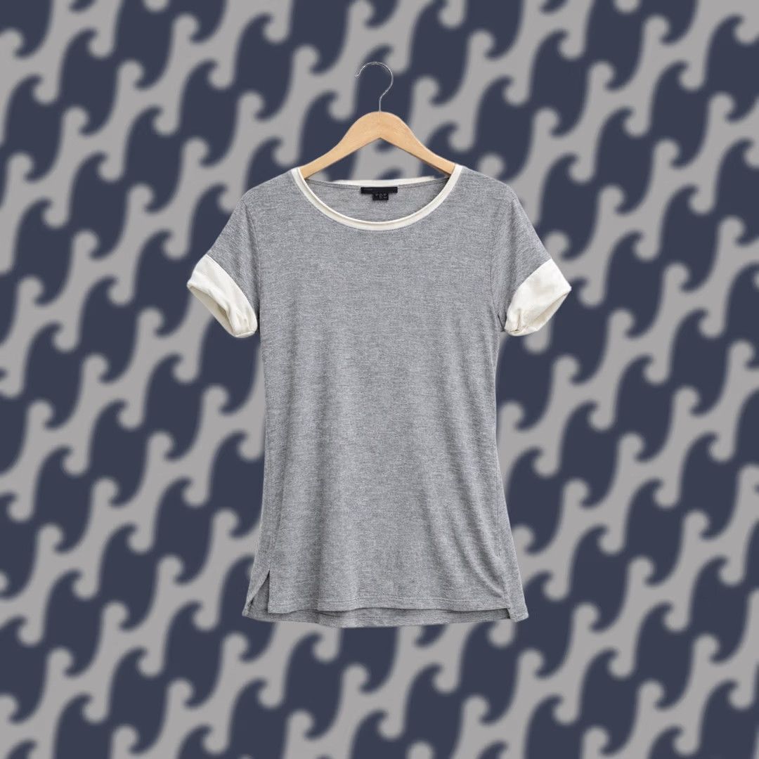 Vince Vince Shirt Womens Small Gray Contrast Trim Short Sleeve Knit Tee Regular Crew Neck Pullover Cotton Blend Minimal Size 28" / US 6 / IT 42 - 1 Thumbnail
