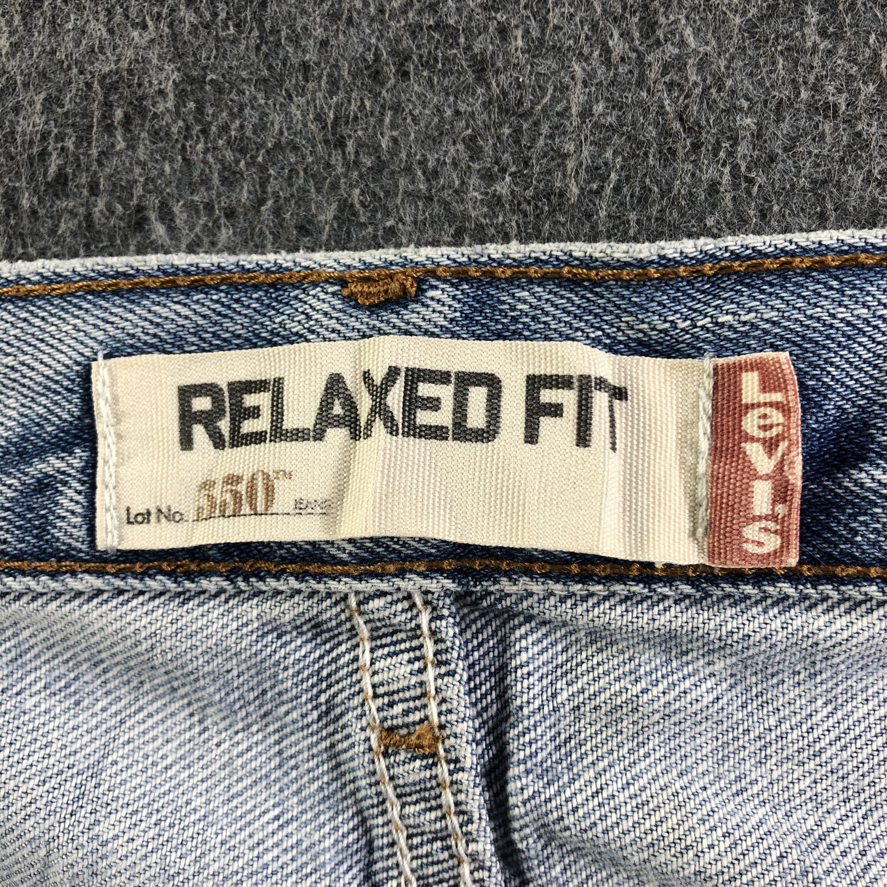 Levi's Vintage Light Wash Levis 550 Jeans-J3236 Size US 33 - 10 Thumbnail