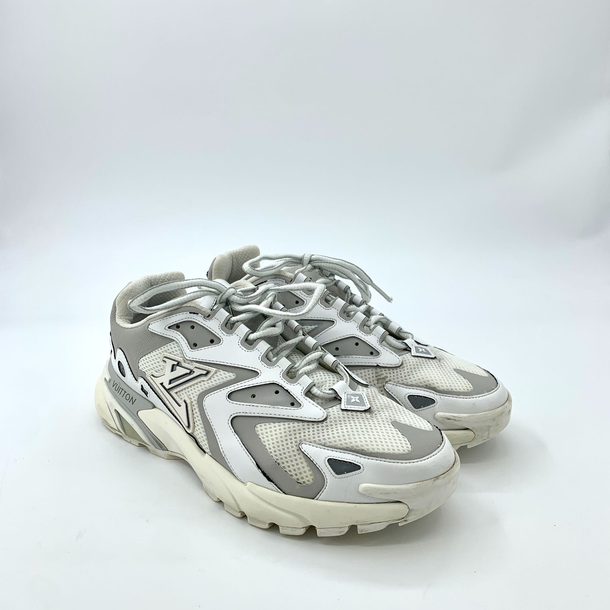Louis Vuitton Louis Vuitton Run Away Archlight Sneakers White/Grey Size US 9 / EU 42 - 2 Thumbnail
