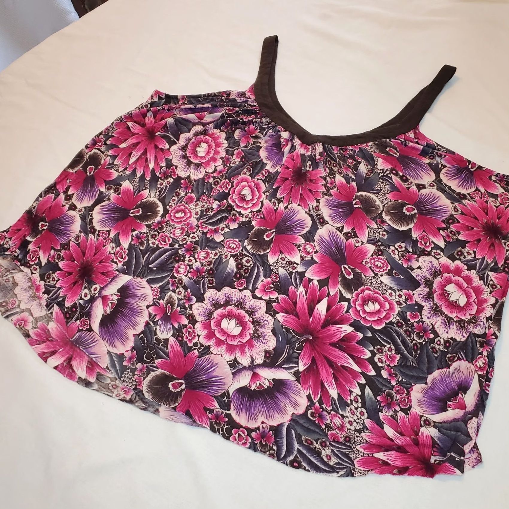 Free People VINTAGE Free People Tank Top Cropped Oversized Pink Floral Sleeveless V-Neck Cropped Shirt Womens HB Hippie Bohemian Casual Summer M? Size L / US 10 / IT 46 - 3 Thumbnail
